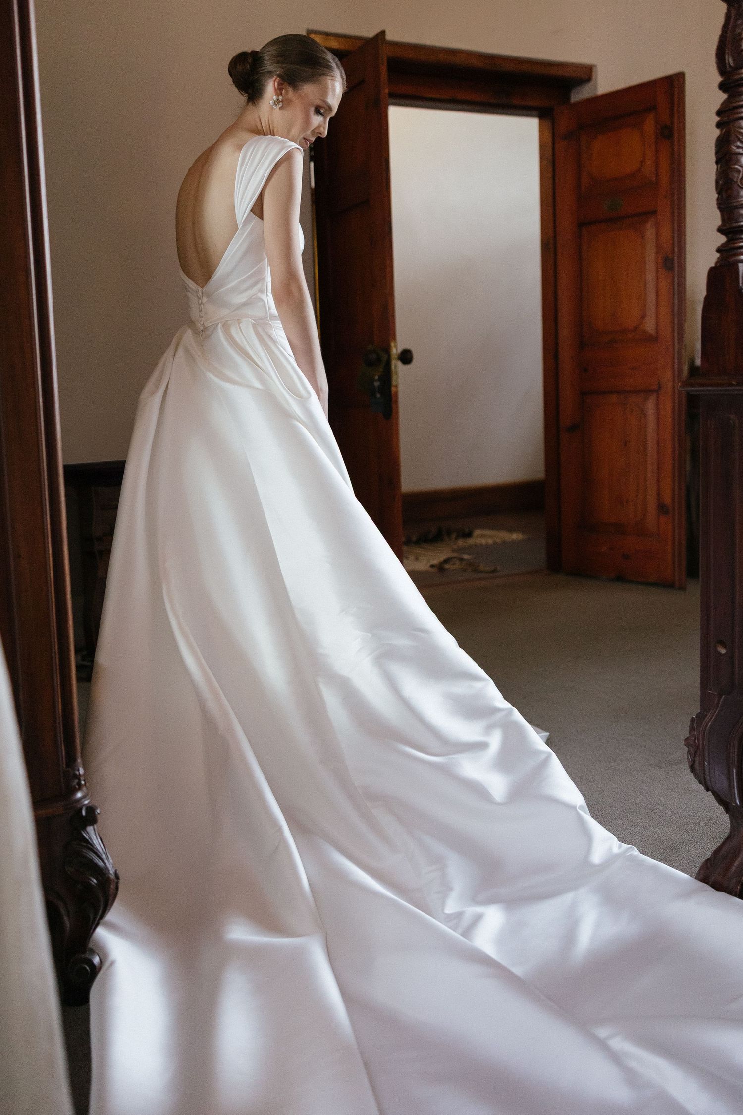 Wedding photographer Christene de Coning at Diamant Estate in Paarl with Deon Meiring and Masch dresses