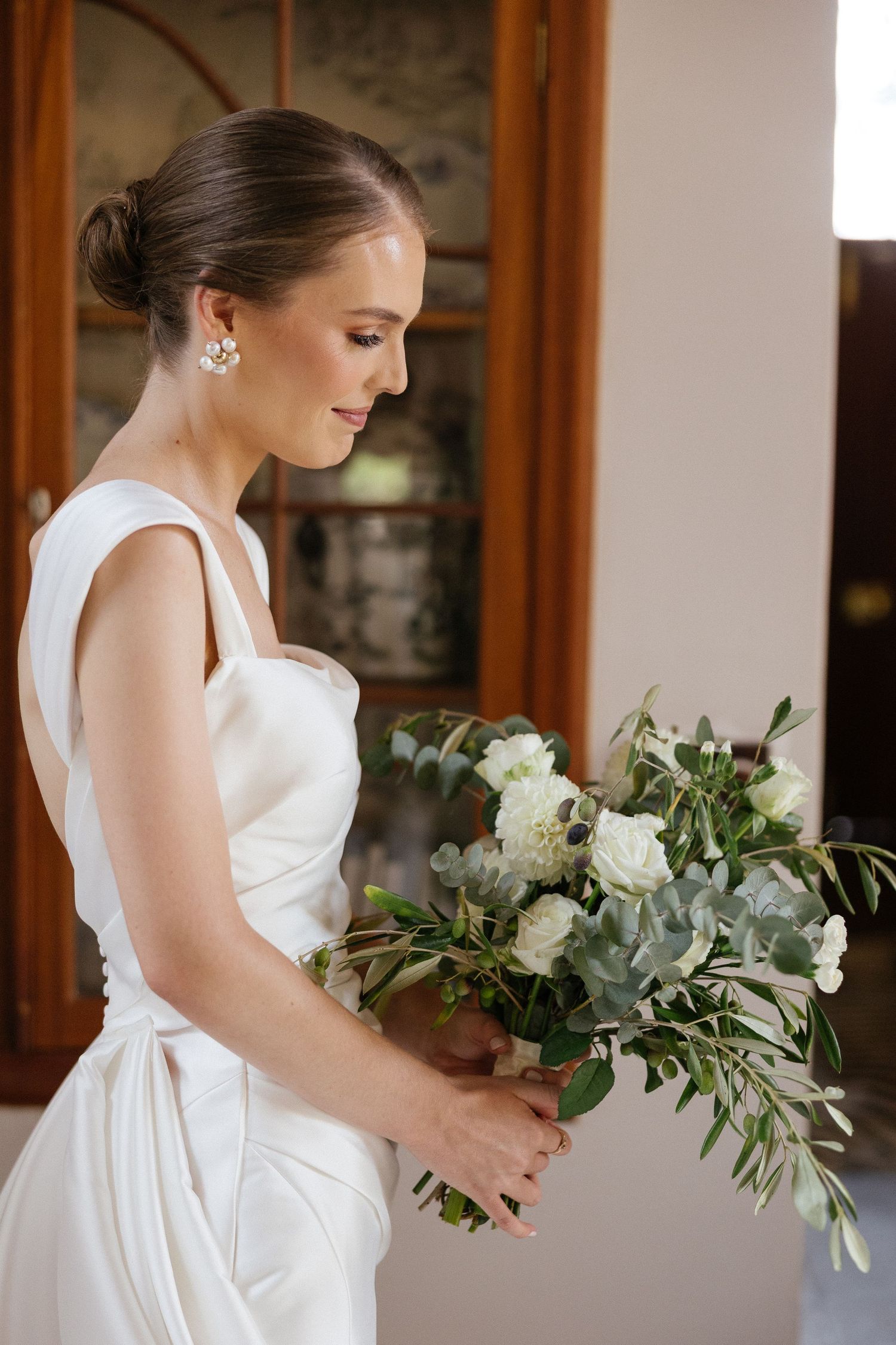 Wedding photographer Christene de Coning at Diamant Estate in Paarl with Deon Meiring and Masch dresses