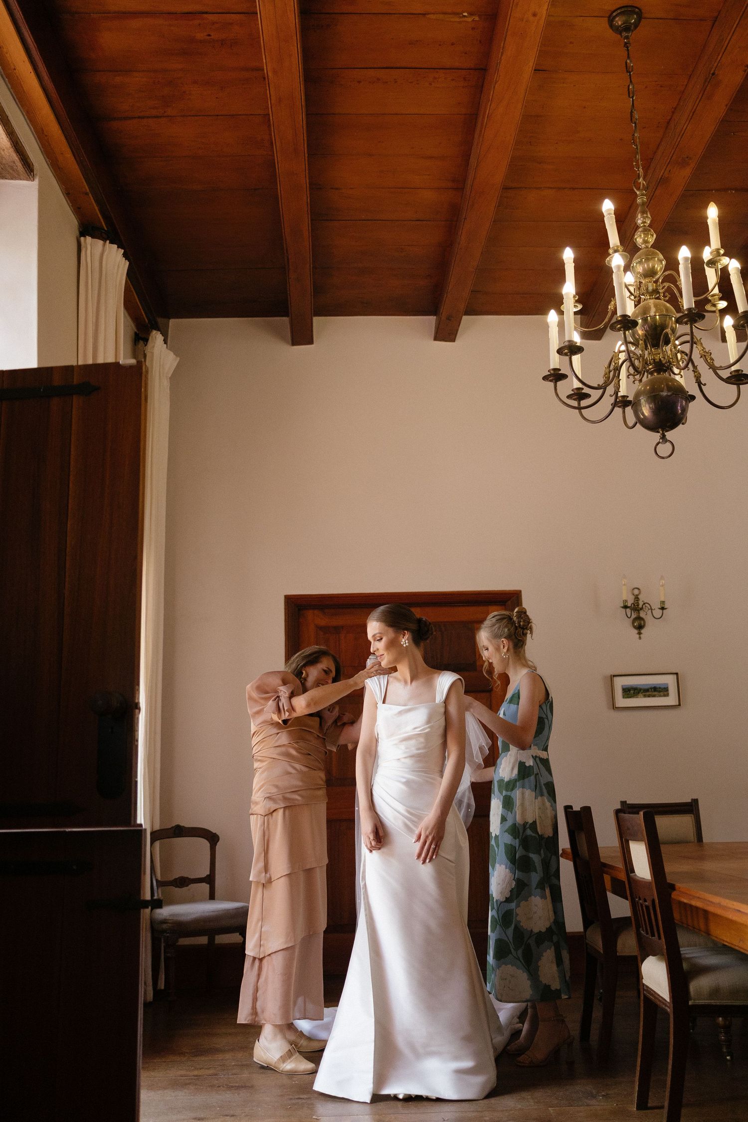 Wedding photographer Christene de Coning at Diamant Estate in Paarl with Deon Meiring and Masch dresses