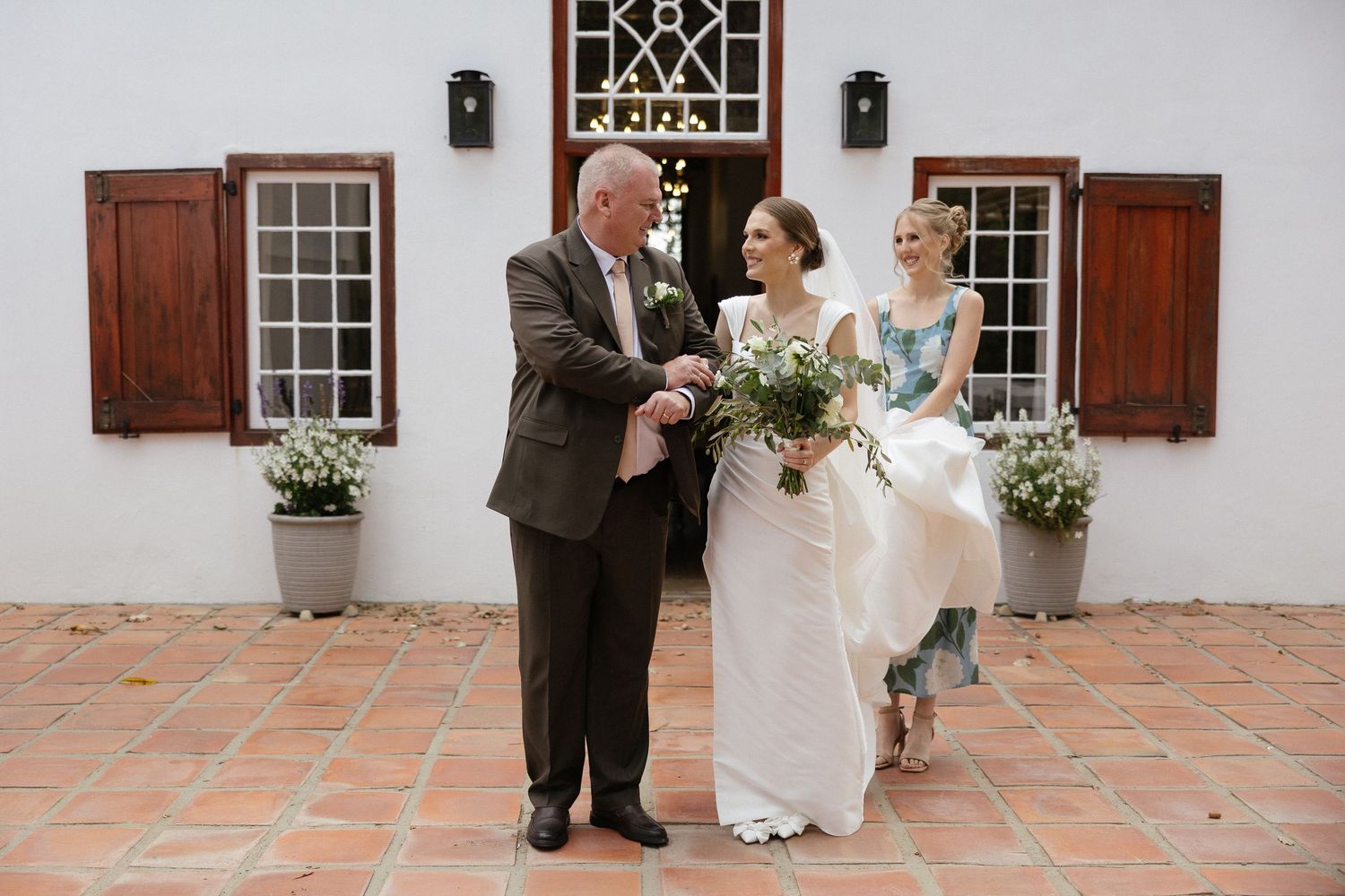 Wedding photographer Christene de Coning at Diamant Estate in Paarl with Deon Meiring and Masch dresses