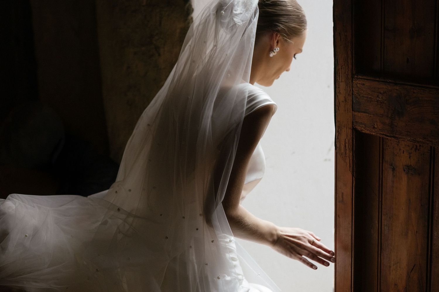 Wedding photographer Christene de Coning at Diamant Estate in Paarl with Deon Meiring and Masch dresses