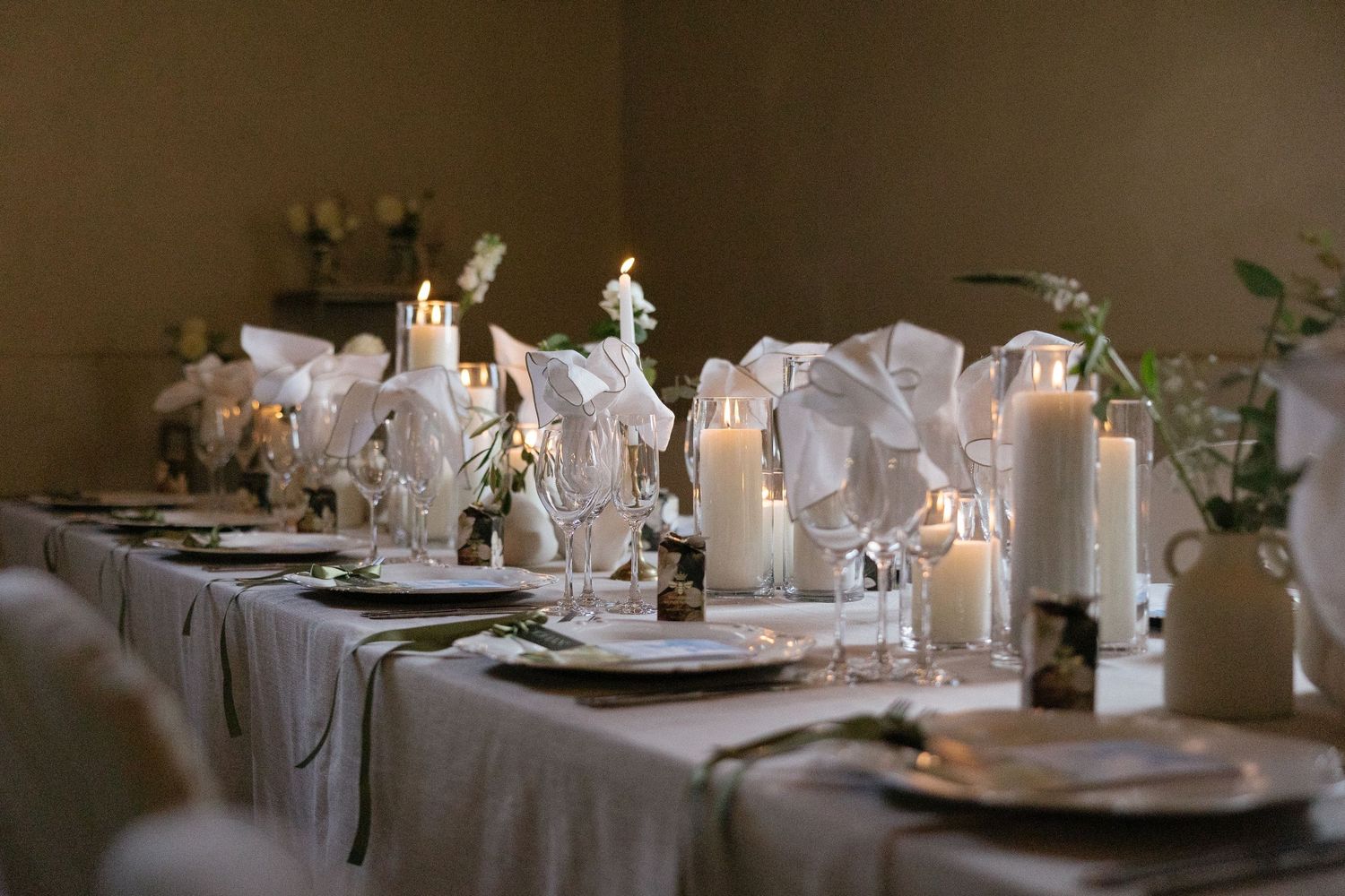 Wedding photographer Christene de Coning at Diamant Estate in Paarl with Deon Meiring and Masch dresses