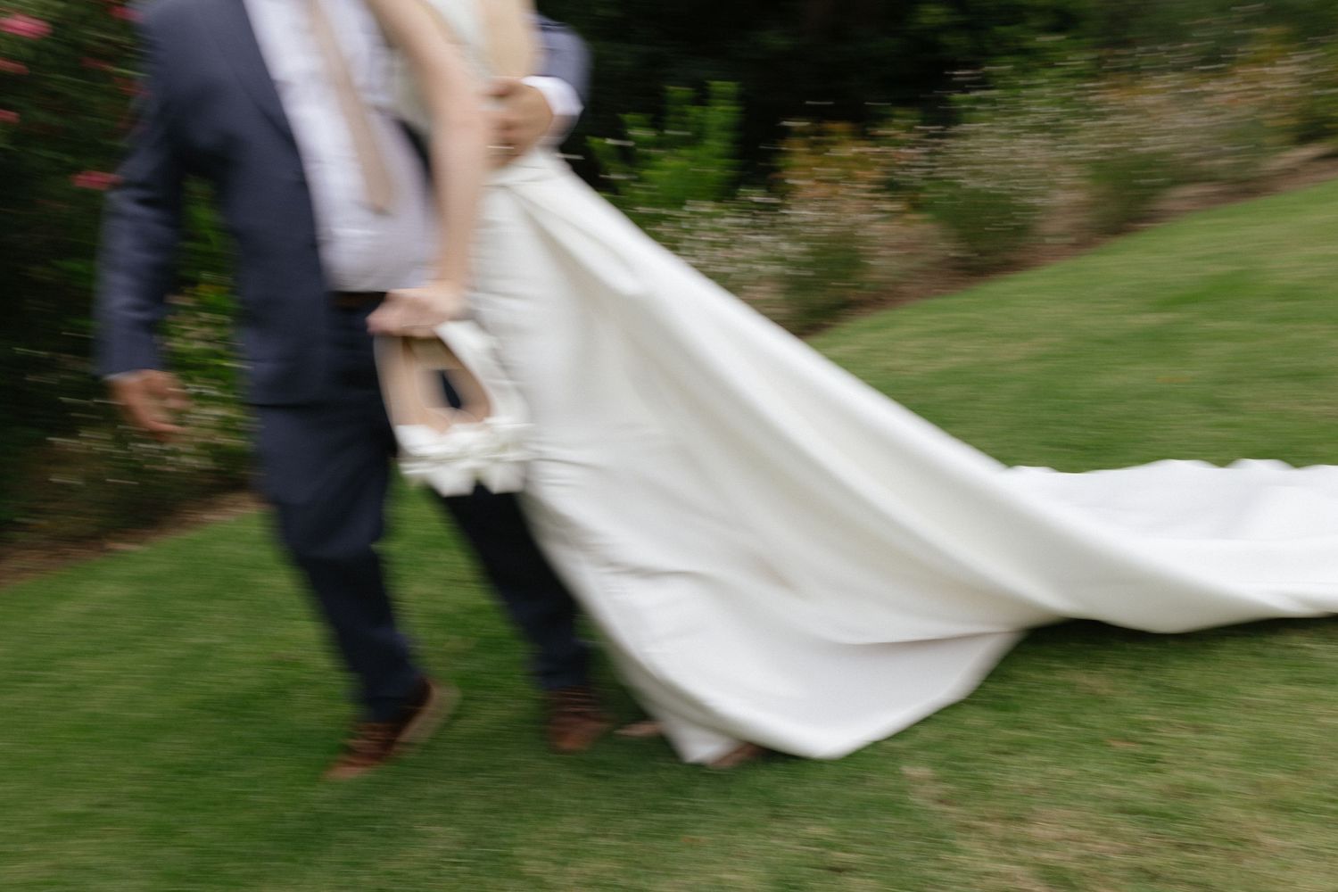 Wedding photographer Christene de Coning at Diamant Estate in Paarl with Deon Meiring and Masch dresses