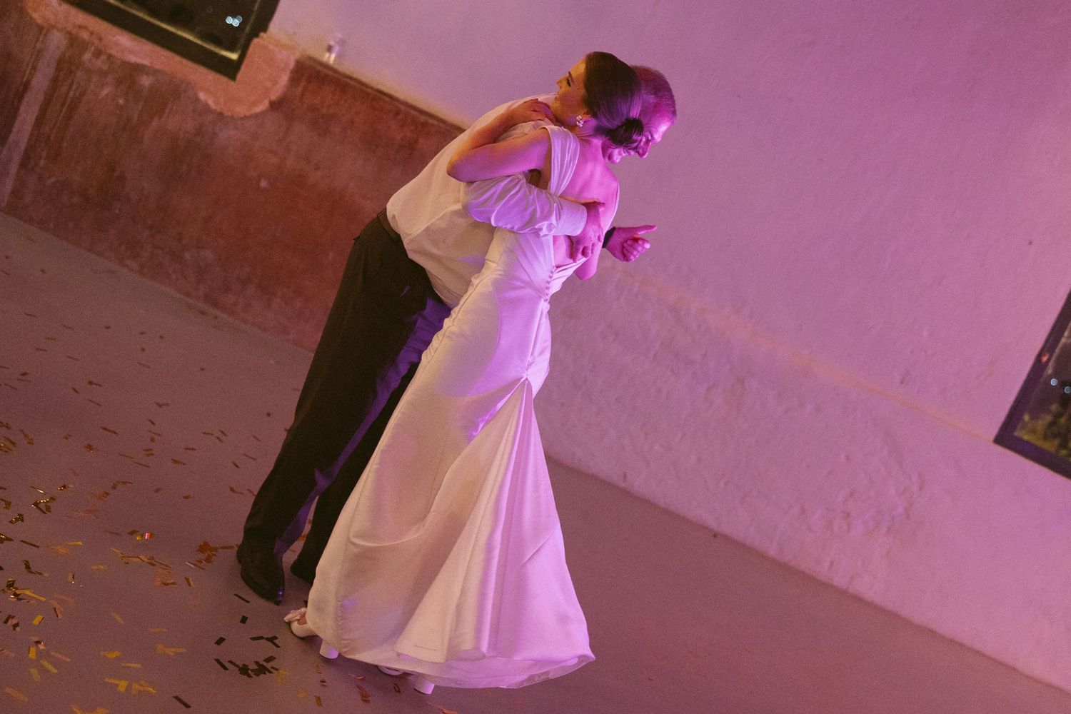 Wedding photographer Christene de Coning at Diamant Estate in Paarl with Deon Meiring and Masch dresses