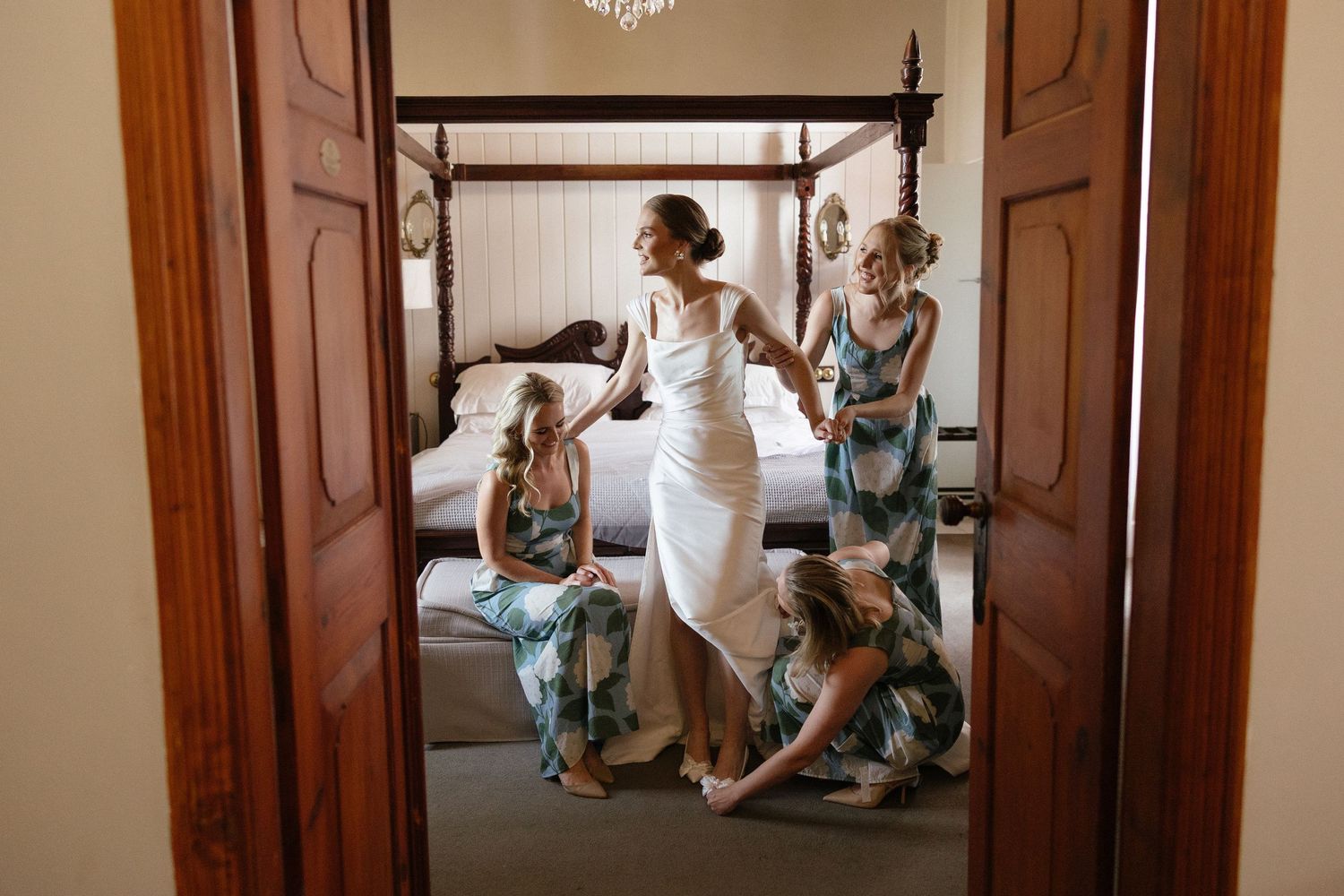 Wedding photographer Christene de Coning at Diamant Estate in Paarl with Deon Meiring and Masch dresses