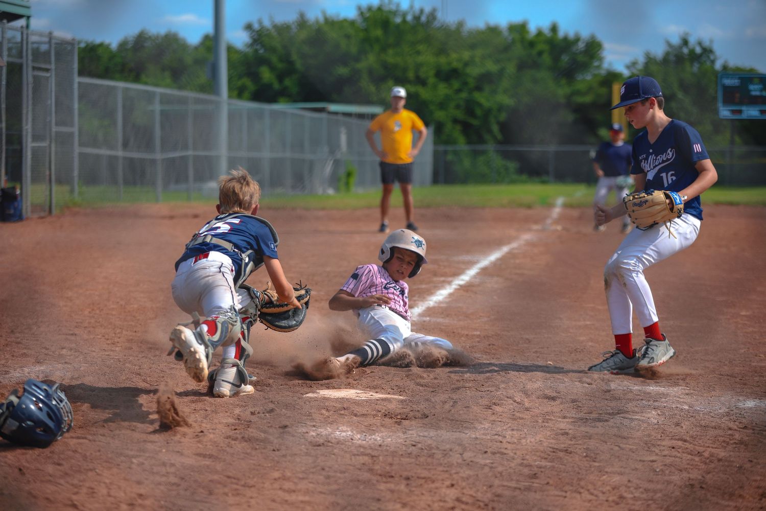 Dallas Tigers organization game shot by Nicole Banet Photography.