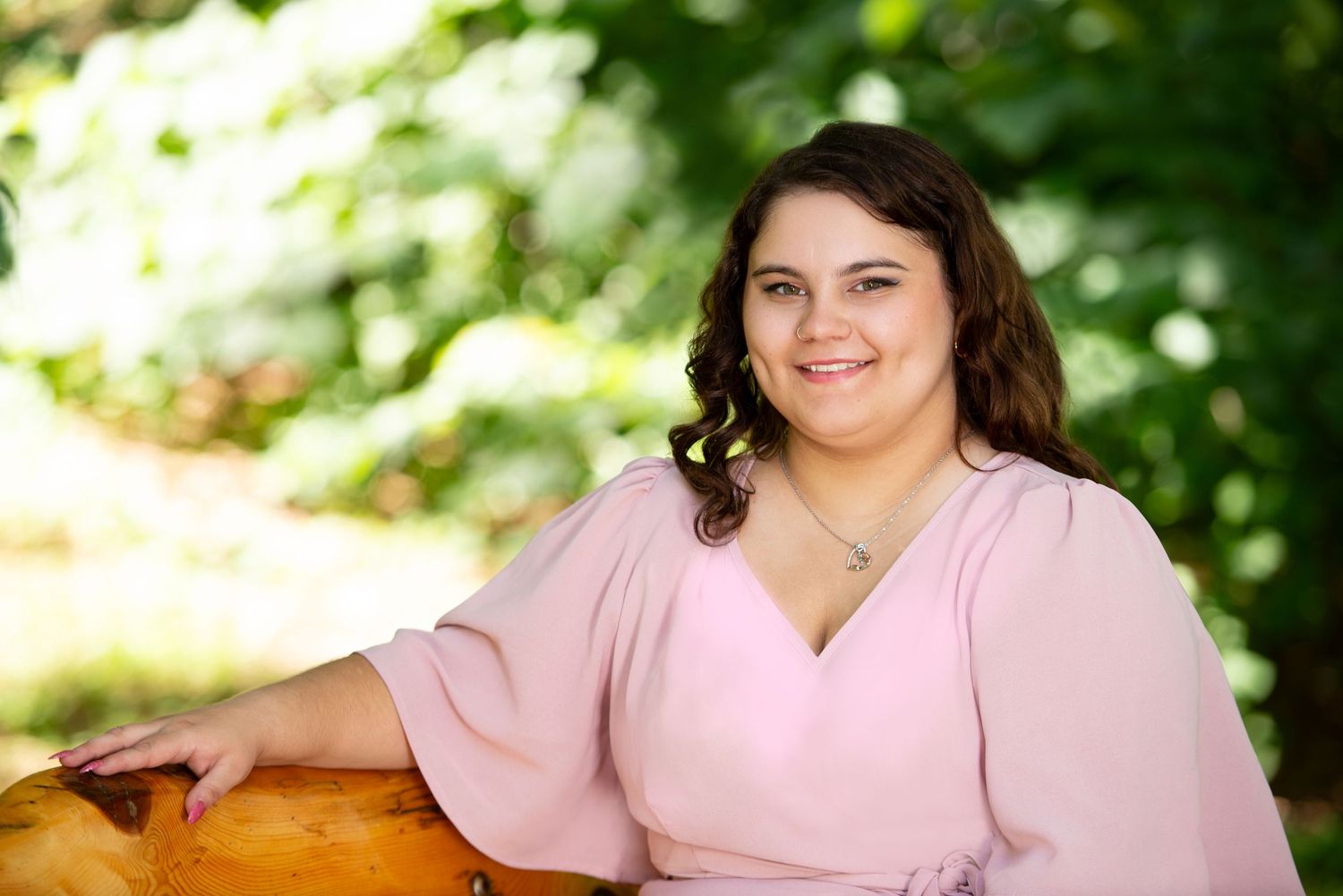 Schedule your Professional Portraits with Leah Ramuglia Photography now. Anywhere on Boston's South Shore, book now!