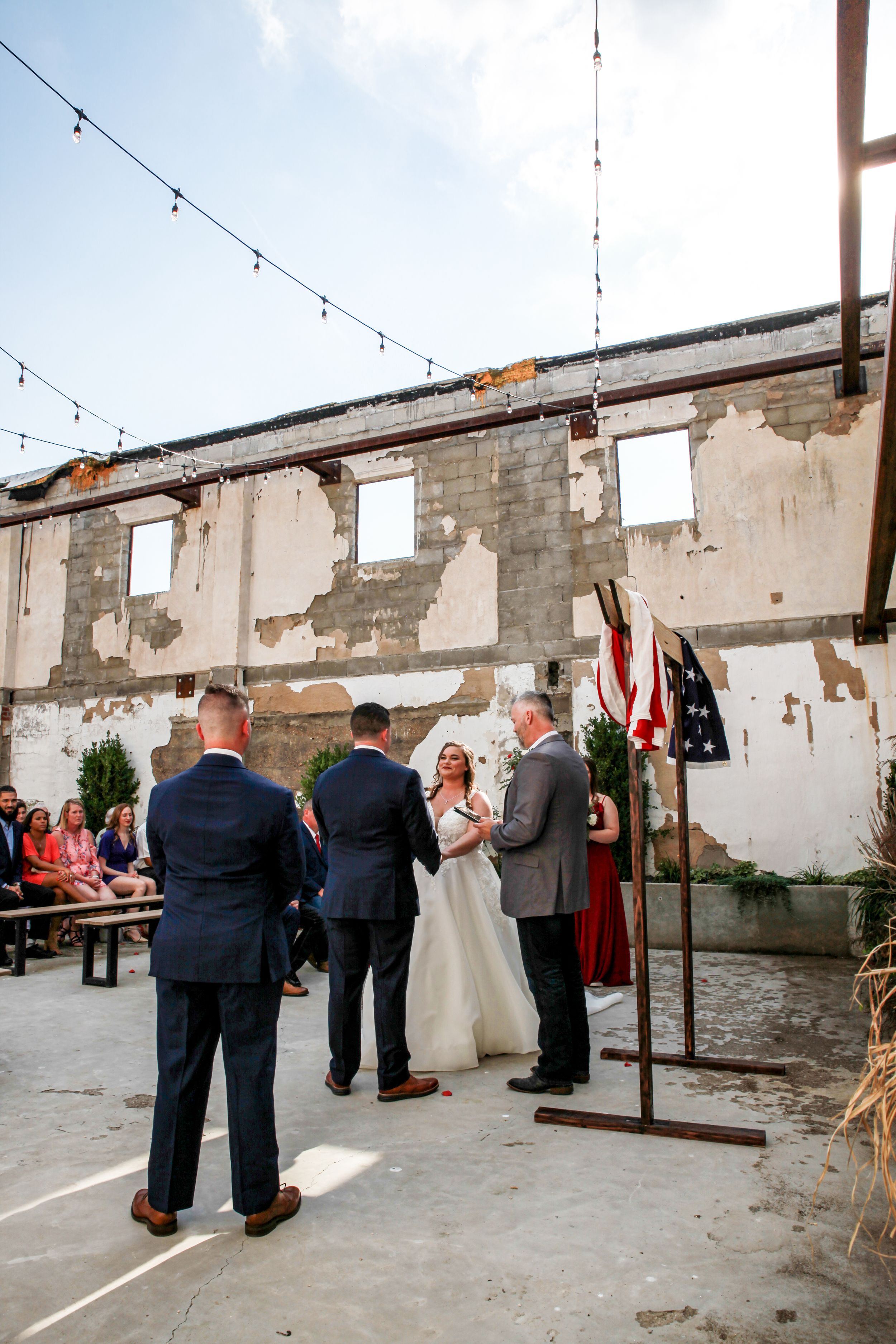 Wedding photos in Springfield, Missouri by Angie Reed Photography
