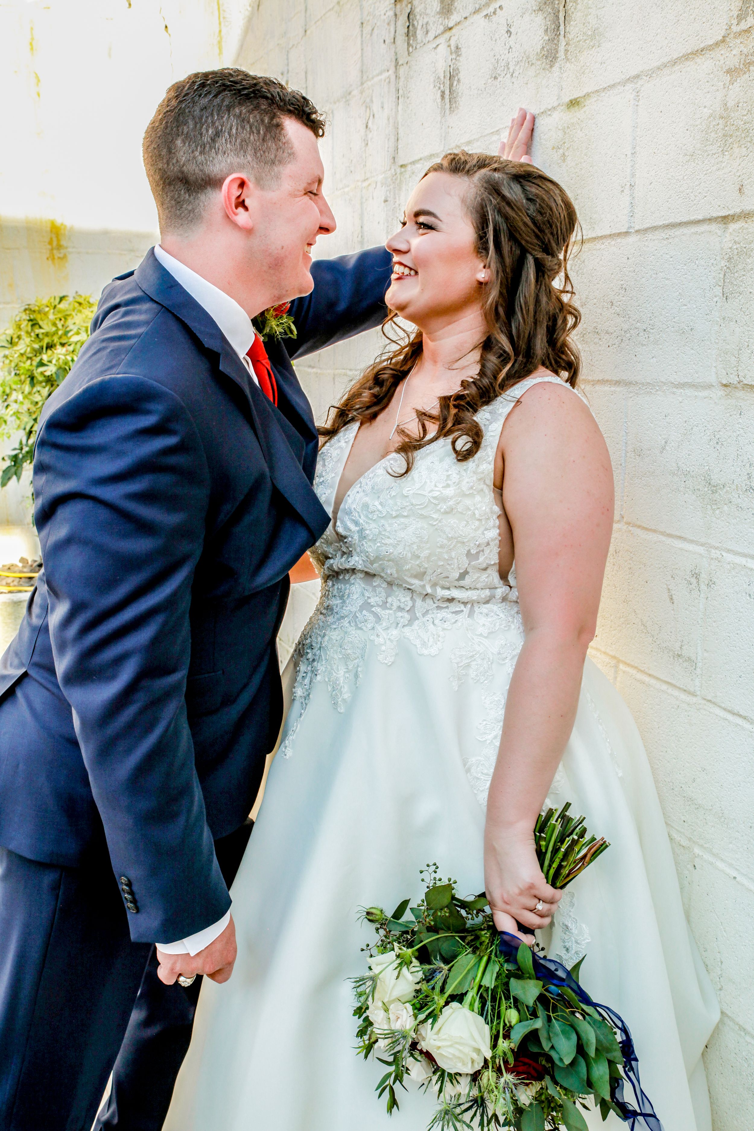 Wedding photos in Springfield, Missouri by Angie Reed Photography