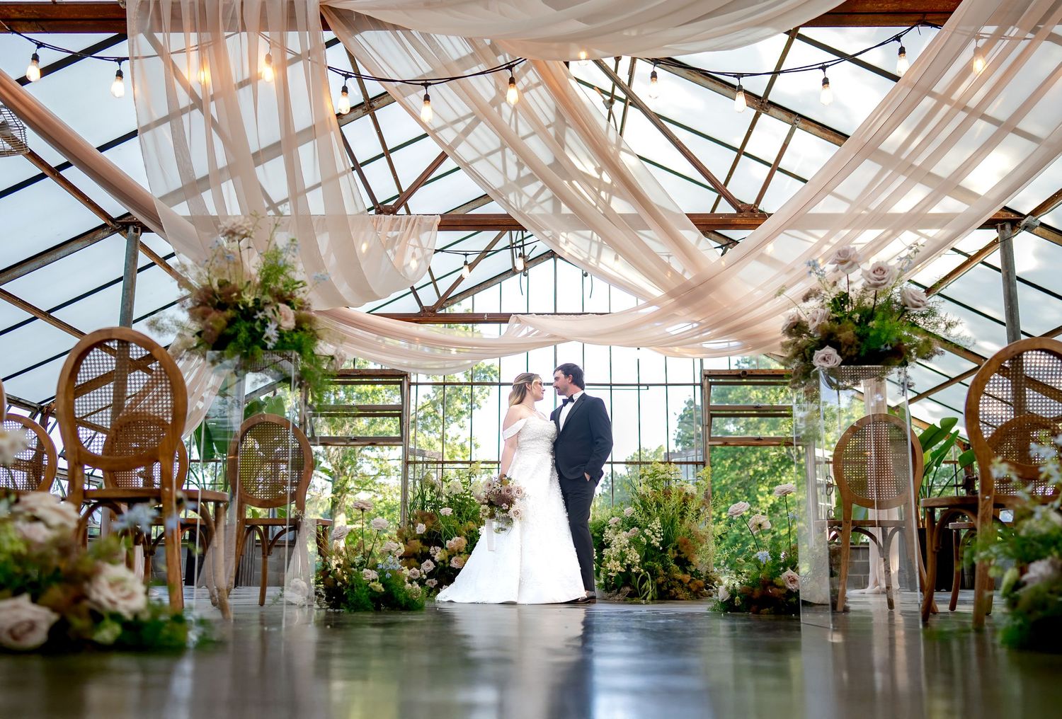 an elegant wedding ceremony in Jorgensen Farms