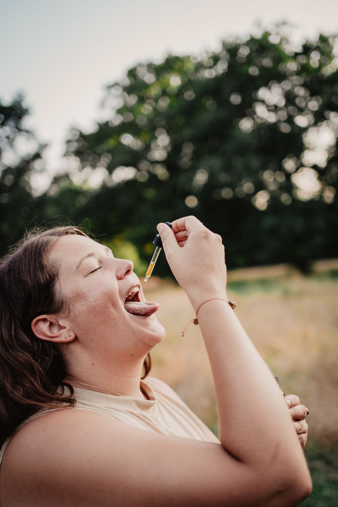 Wildkräuter sammeln in Leipzig und Workshop zur eigenen Herstellung von Salben, Tee Kräuterwanderung Daniela Kahrens