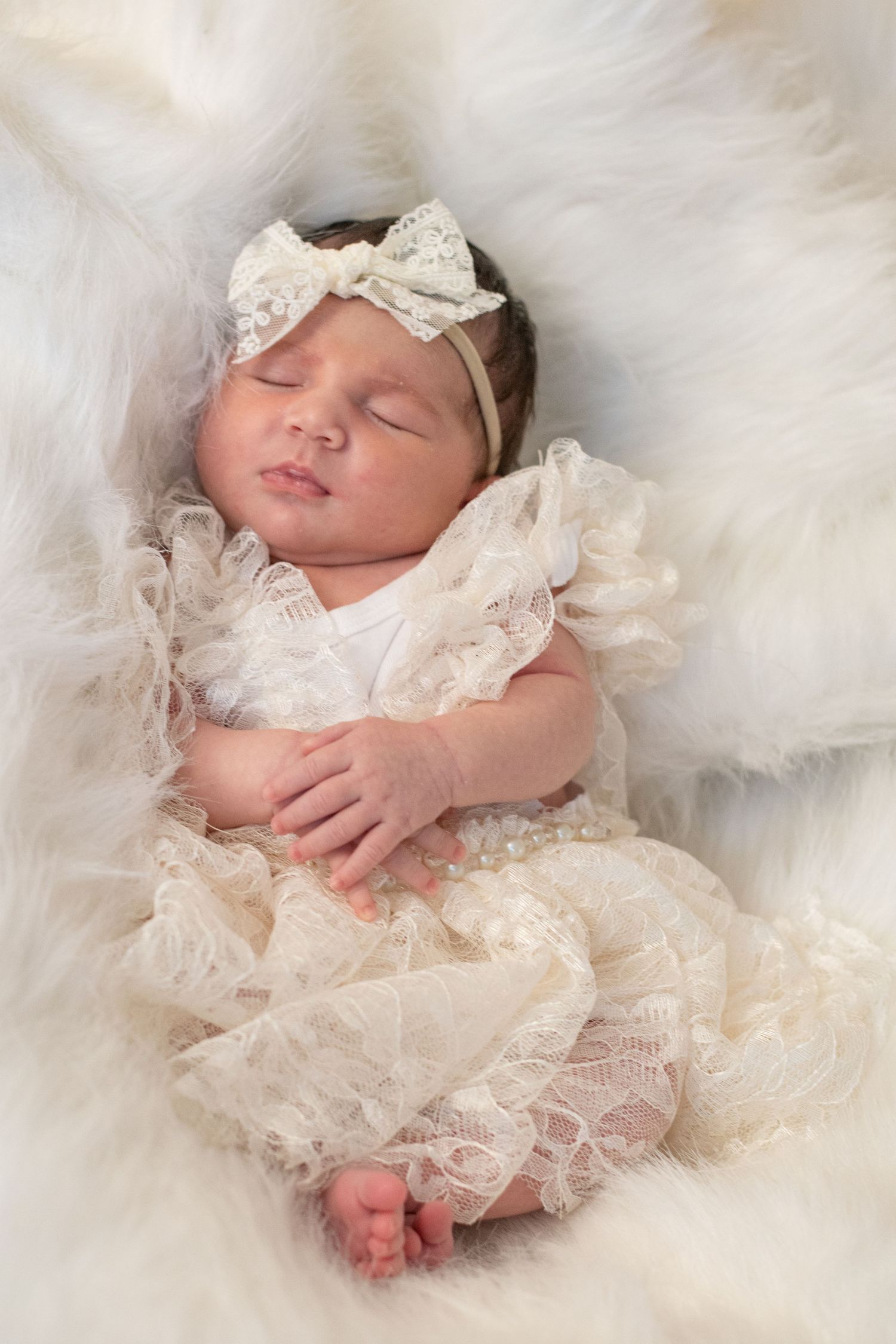 Lifestyle newborn photos at home, near Holbrook, Massachusetts