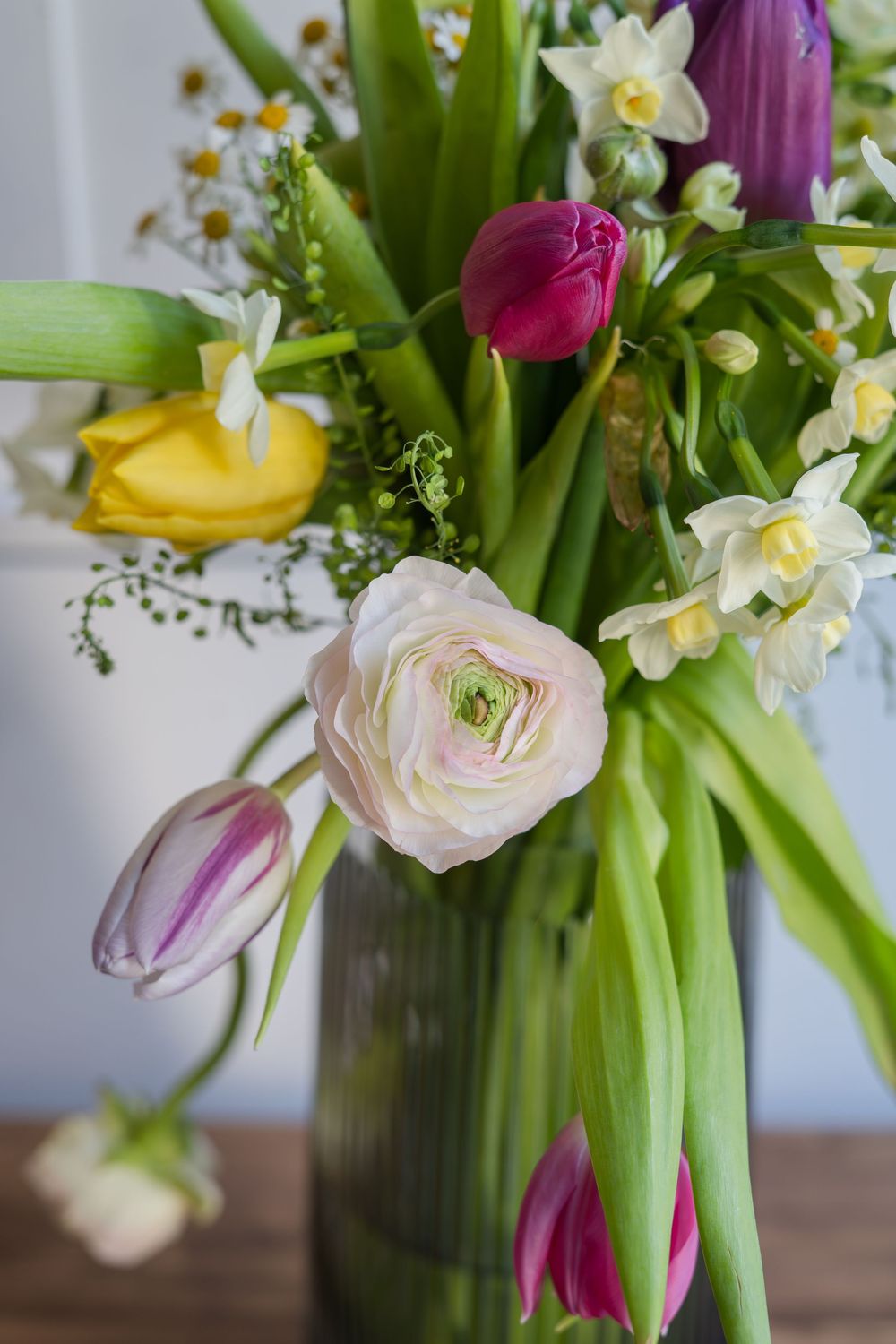 Spring flowers arranged and photographed by BLOOM Fabulous