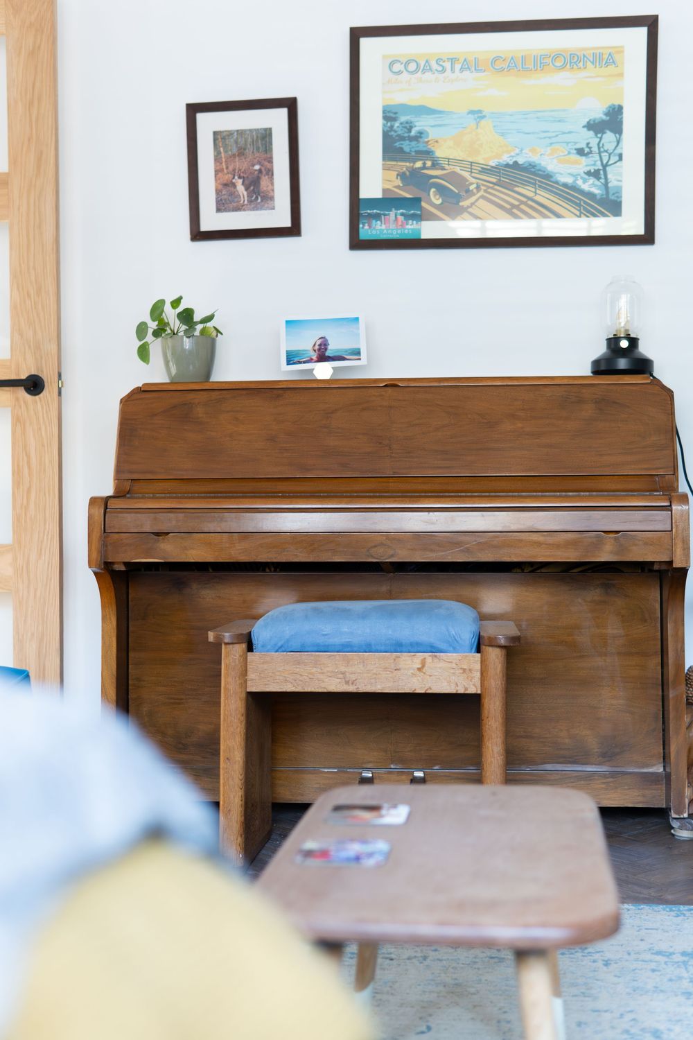 Piano in a warm and cosy living room, photographed by BLOOM Fabulous Photography