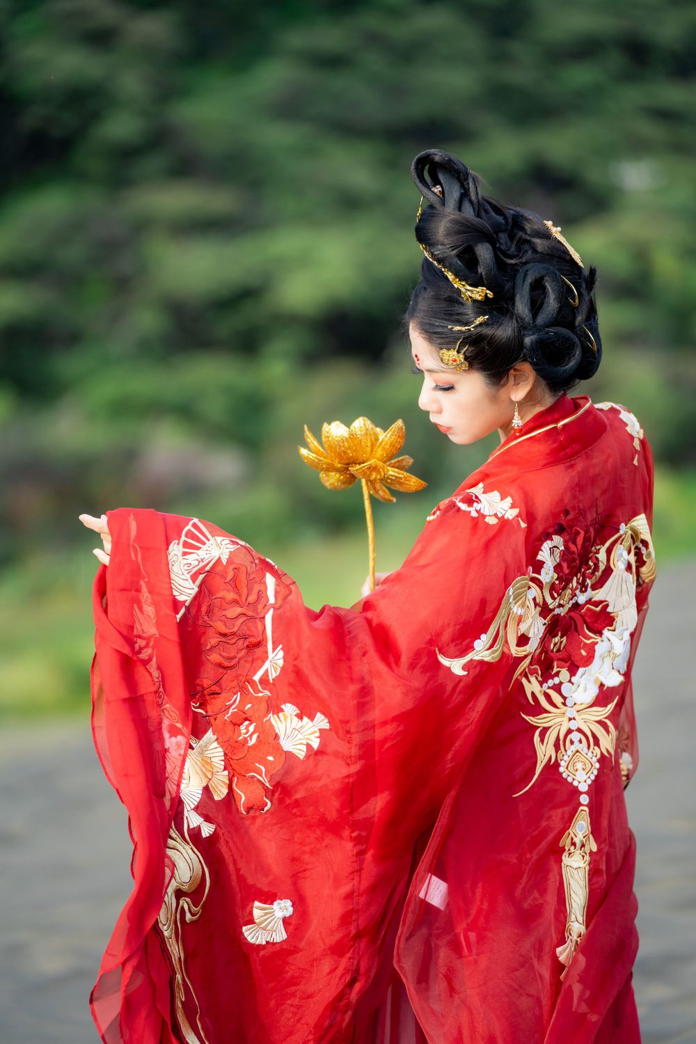 Cinematic solo portrait in flowing red Hanfu at Lake Wainamu sand dunes, evoking a fateful Desert Princess vibe, by Imagine Image Studio.