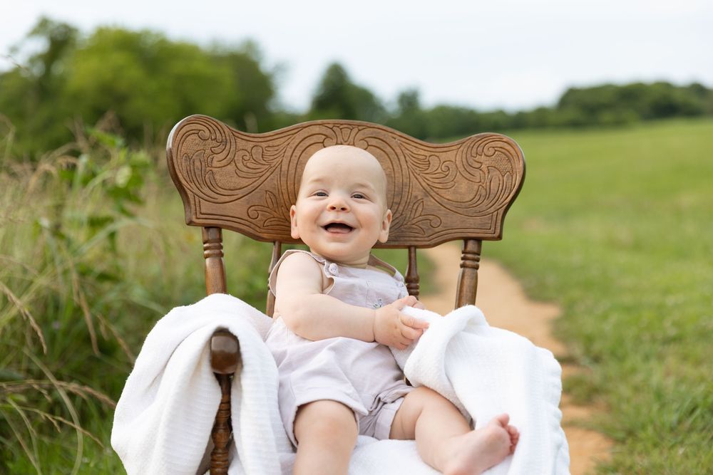 Winston Salem Family Photographer, NC photographer, newborn photographer, family photographer, Morgan Brown Photo, family Portraits, newborn