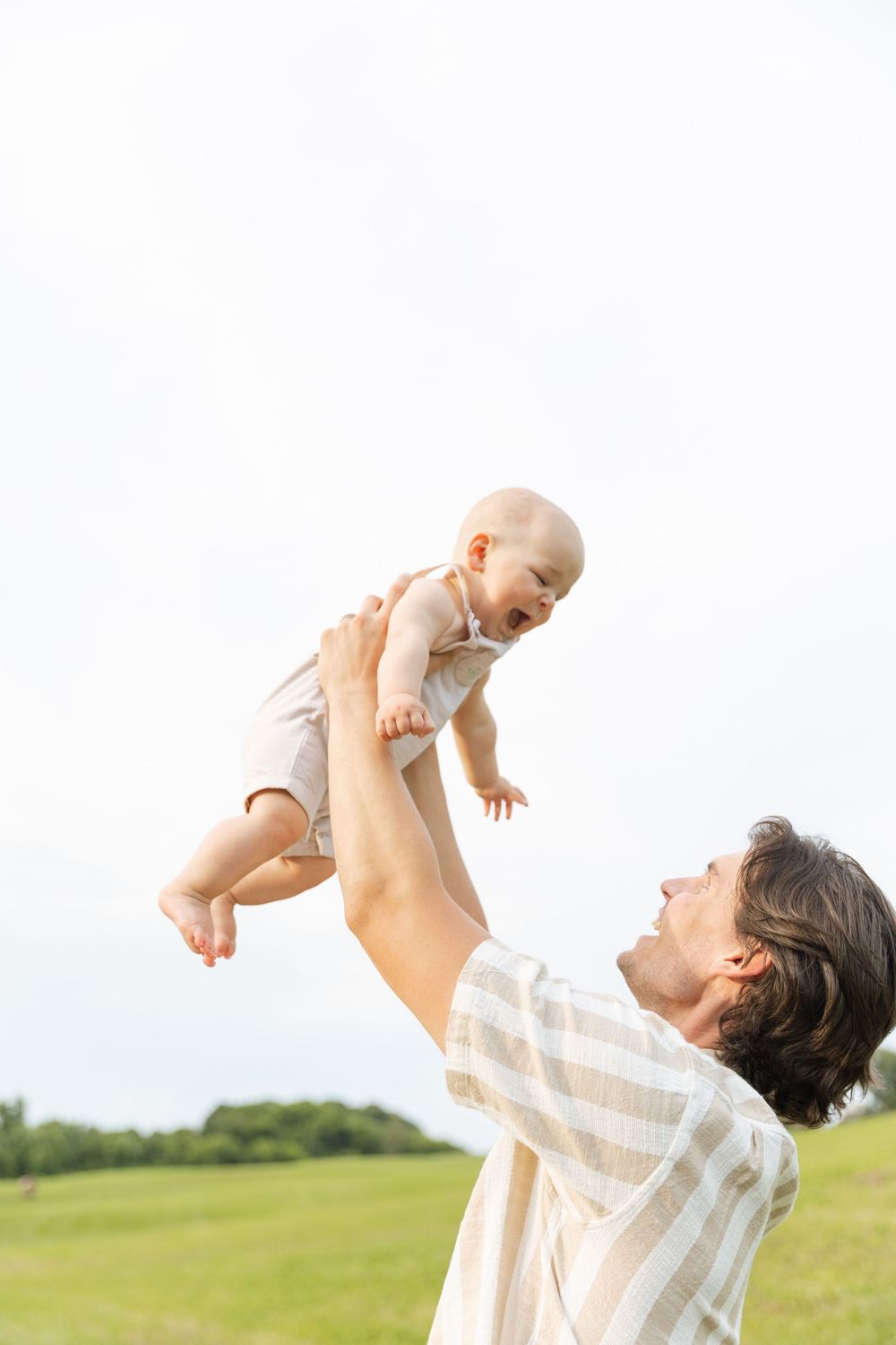 Winston Salem Family Photographer, NC photographer, newborn photographer, family photographer, Morgan Brown Photo, family Portraits, newborn