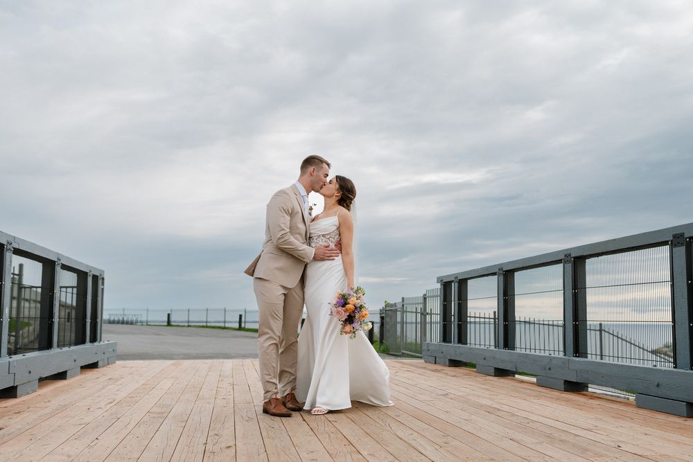 Kingston Wedding Photographer - Fort Henry Weddings