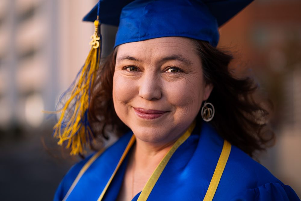 Cap and Gown photography from CNM by Memorari Portrait