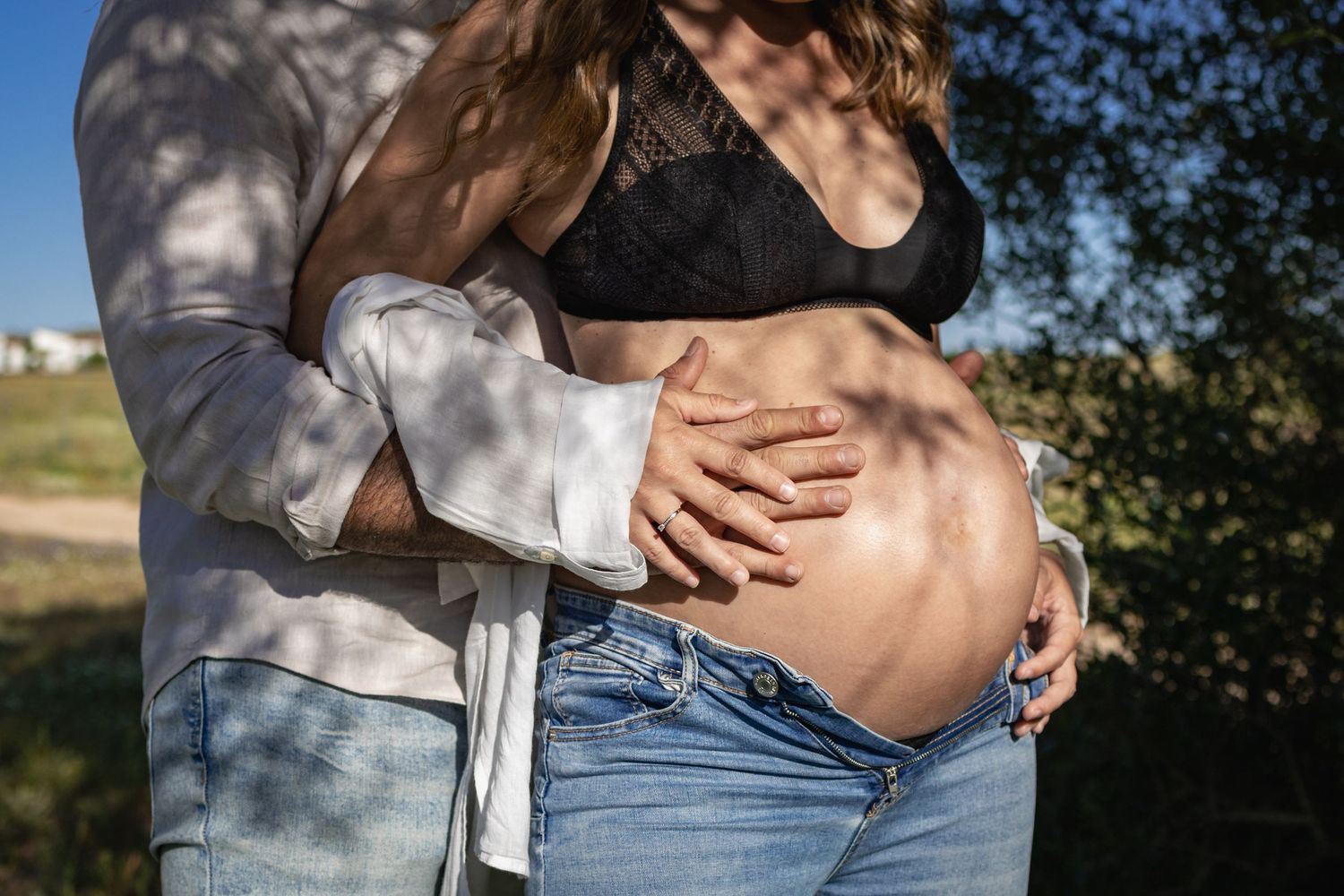 Foto de embarazo sevilla - Ludivine Mimar fotografa