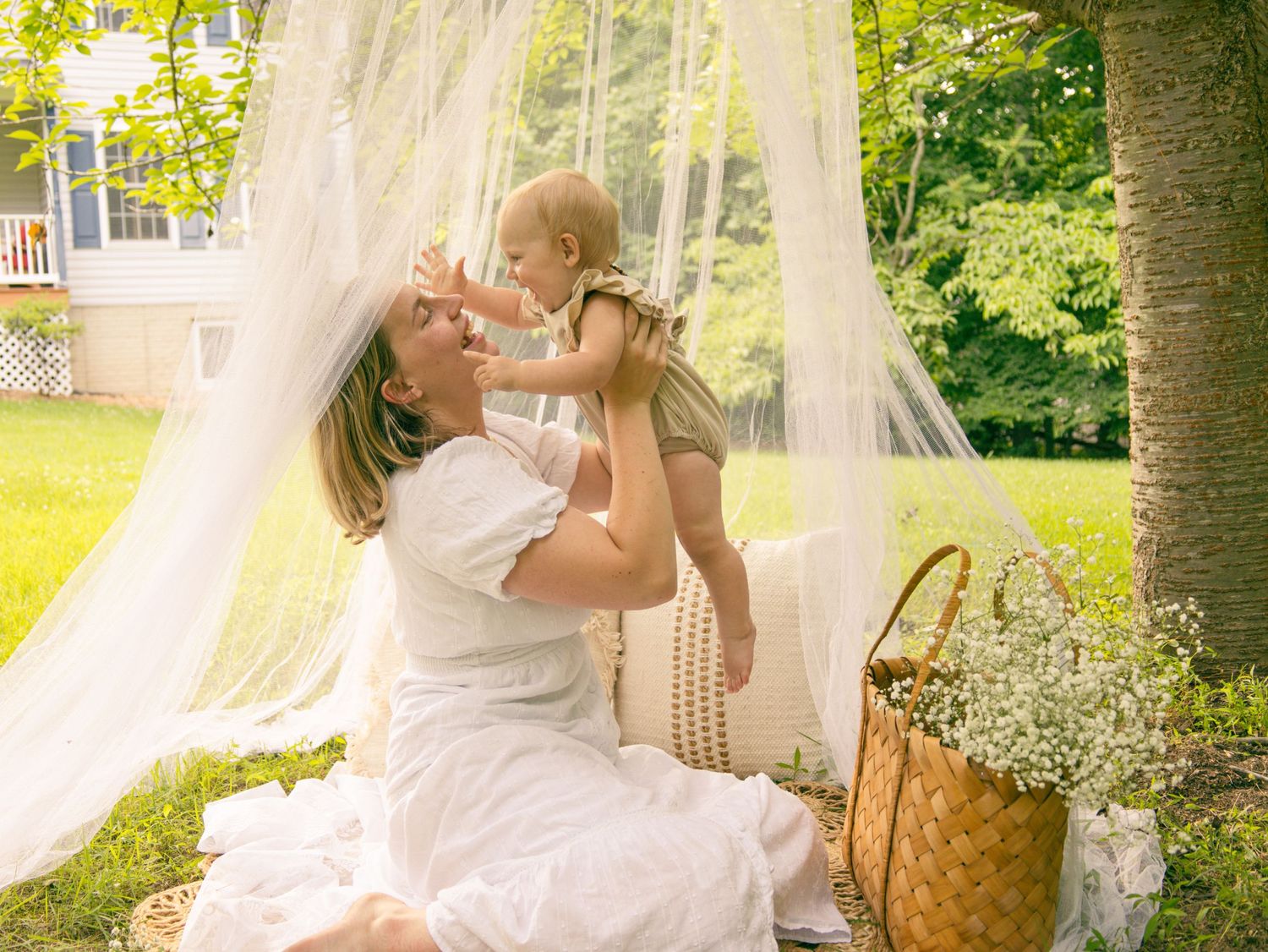 motherhood photographyHomebirth photography, Newborn photography west Virginia, Charleston, West Virginia. Birth Photography. Maternity ,