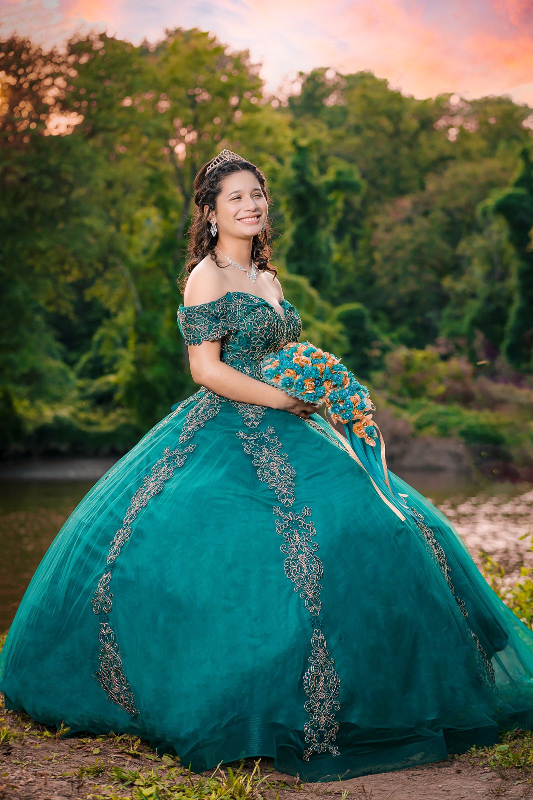 Quinceañera photographer in Washington DC, Maryland & Virginia.
