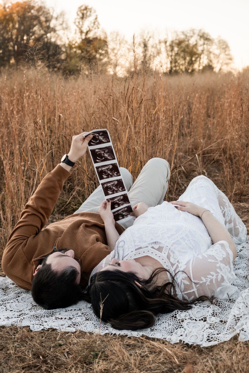 maternity session couples maternity