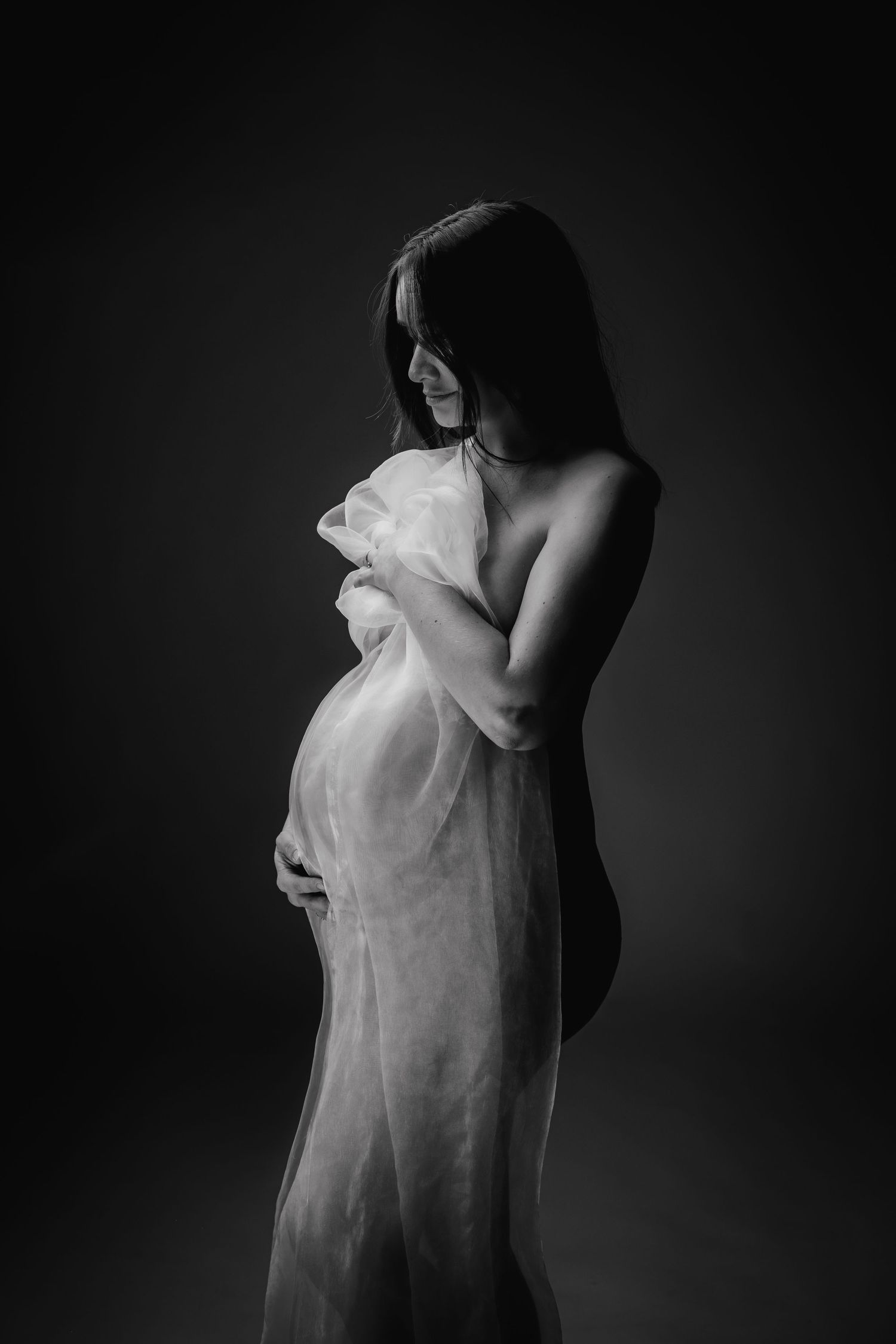 Photographie artistique Grossesse au studio à Jonzac 17500
Photographe Portraitiste de France en Charente-Maritime
