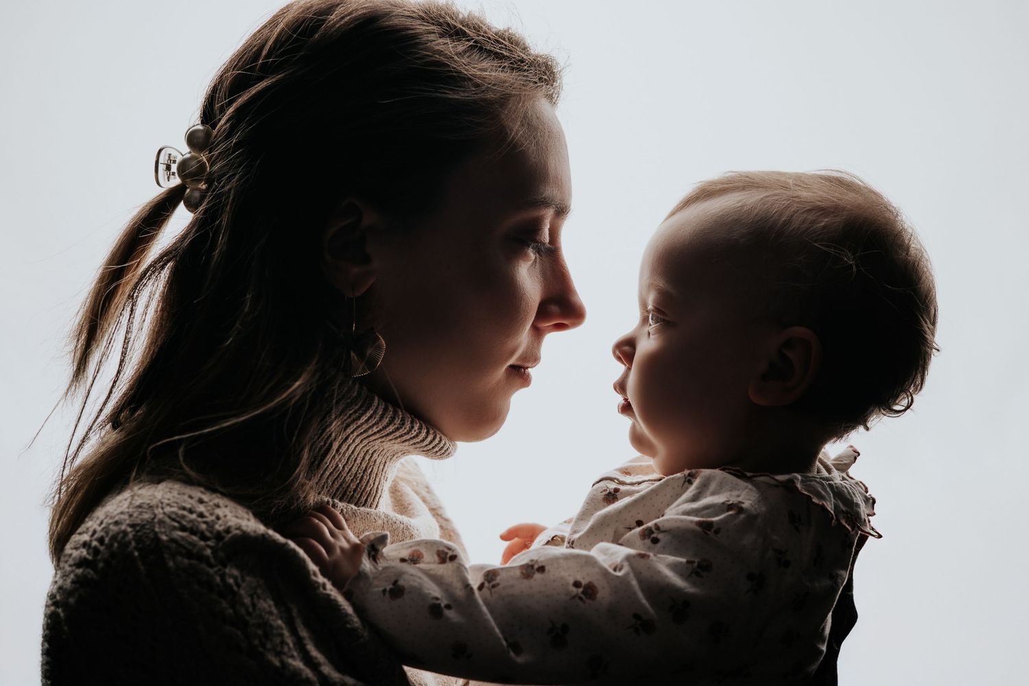 Photographie artistique Bébé au studio à Jonzac 17500
Photographe Portraitiste de France en Charente-Maritime