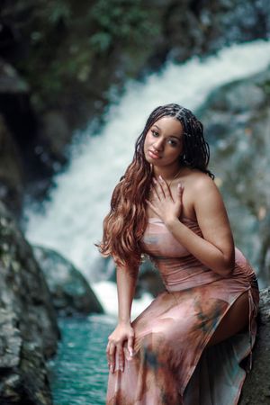 Women posing at El Yunque Rainforest. Photoshoot at El Yunque National Forest. Professional photographer in Puerto Rico. Albert Ray Photo.