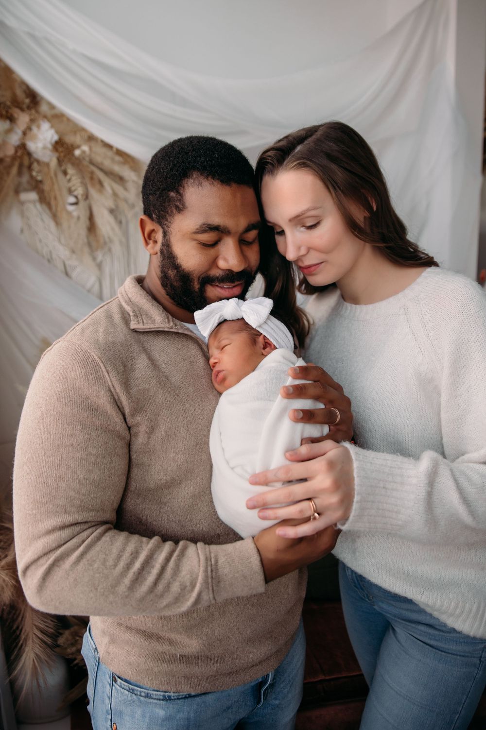 Ashley Dawn Photography St. Louis Family and Newborn Photographer St. Charles, MO baby photos in home