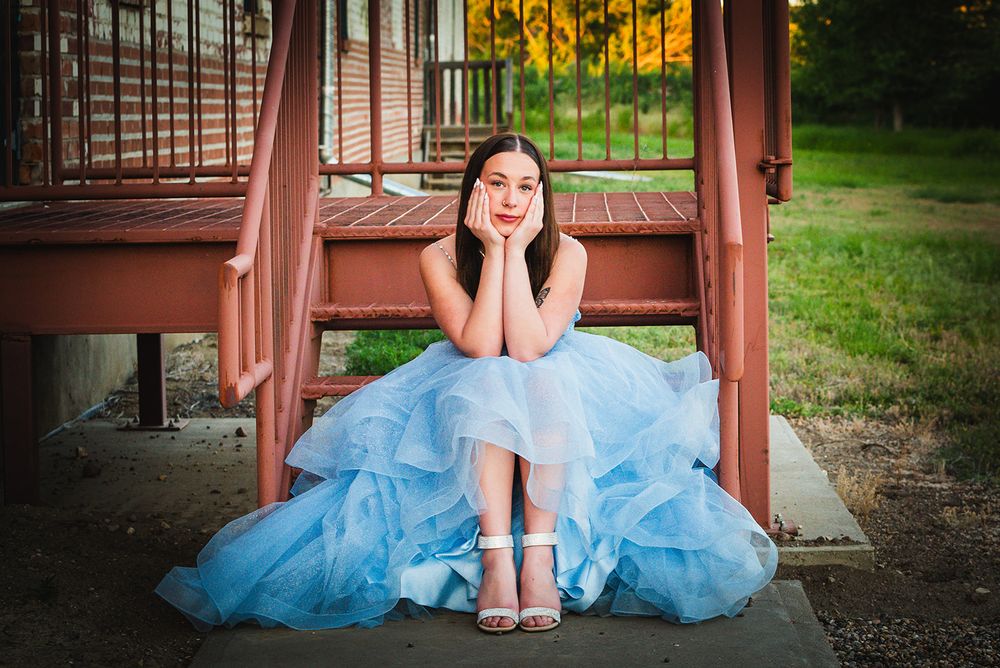 Photography Medicine Hat, Grad Photography Medicine Hat, Family Photos, Wedding Photos, Elkwater Family photos, Medicine Hat Photography,