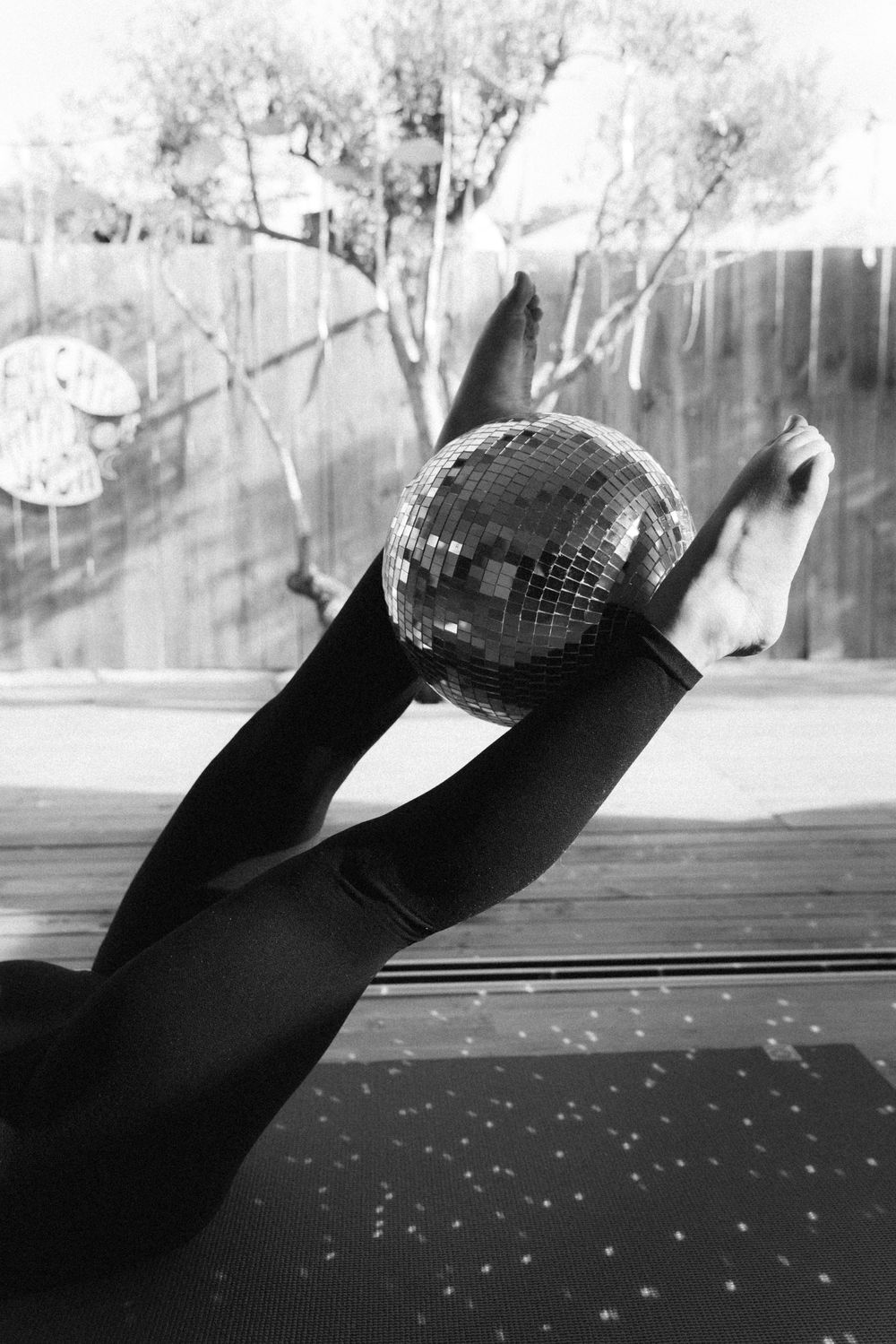 Shooting avec boule à facette à Montpellier