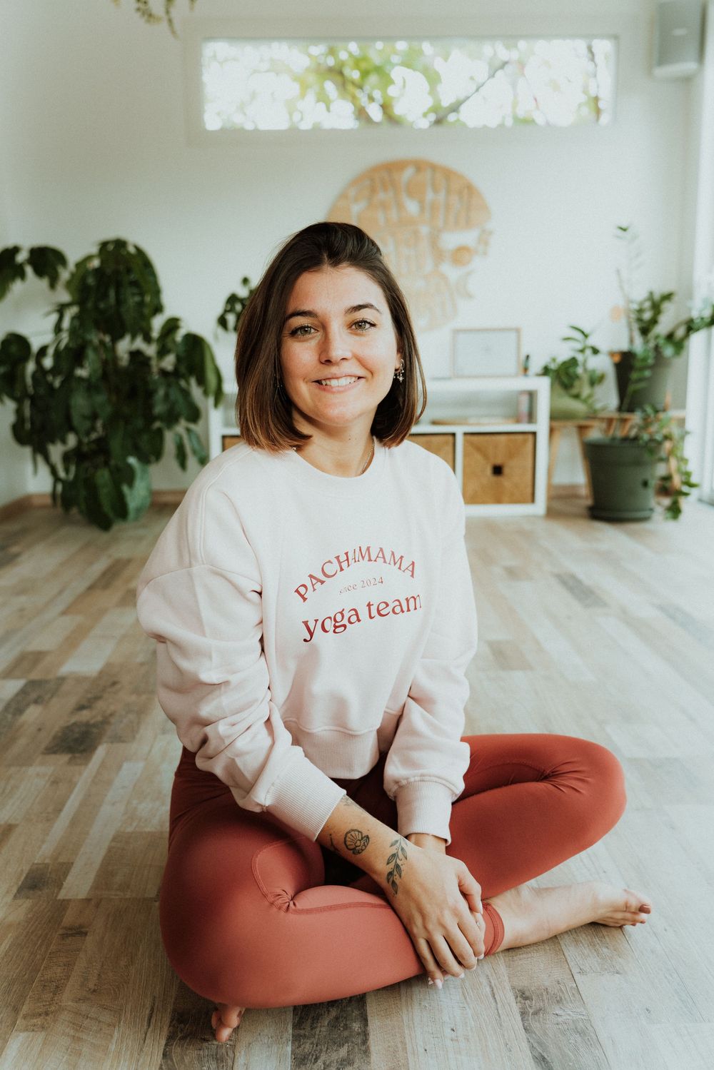 Loly prof de yoga a pris un shooting pro pour développer son activité de yoga