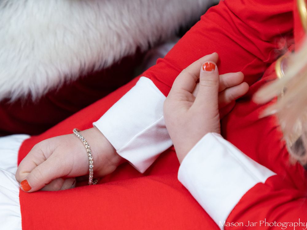 Christmas family photos and Mason Jar Photography in Lexington, SC