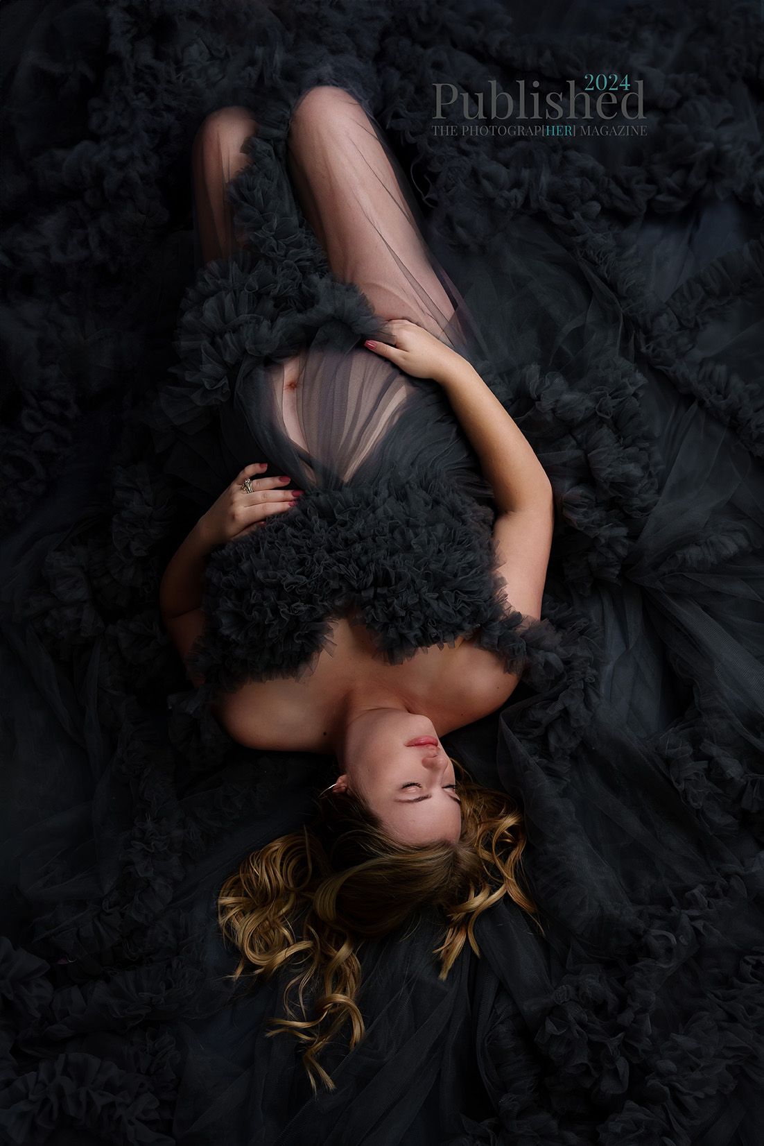 midland tx maternity photographer photographers midland tx maternity photographer midland tx laying down maternity pose