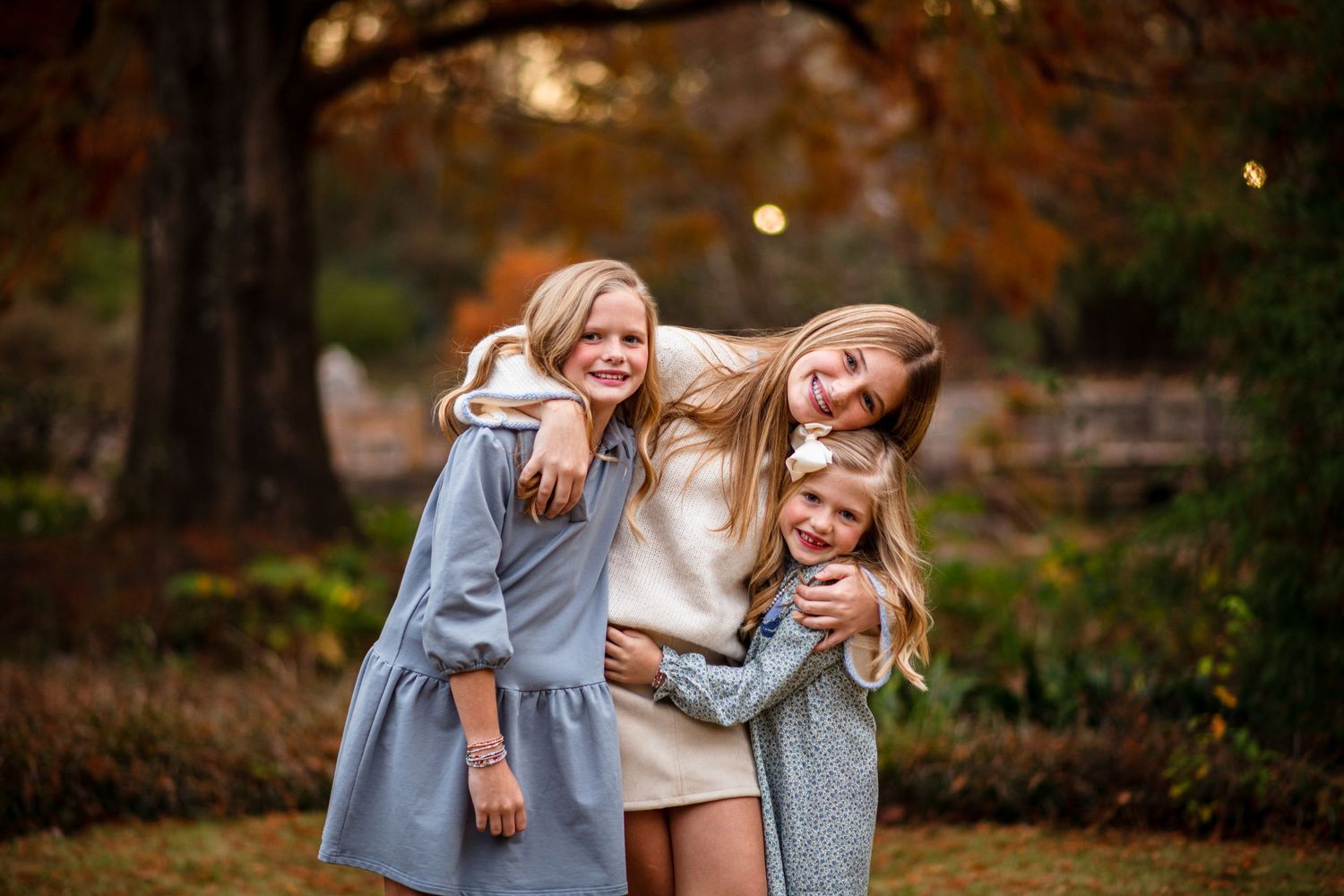 Birmingham Alabama portrait photographer, Birmingham Alabama family portrait photographer, cute family portraits 2026.