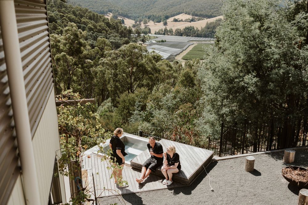 getting ready photos at Orchards Nest Huon Valley by Tasmanian wedding photographer Joss Jensen