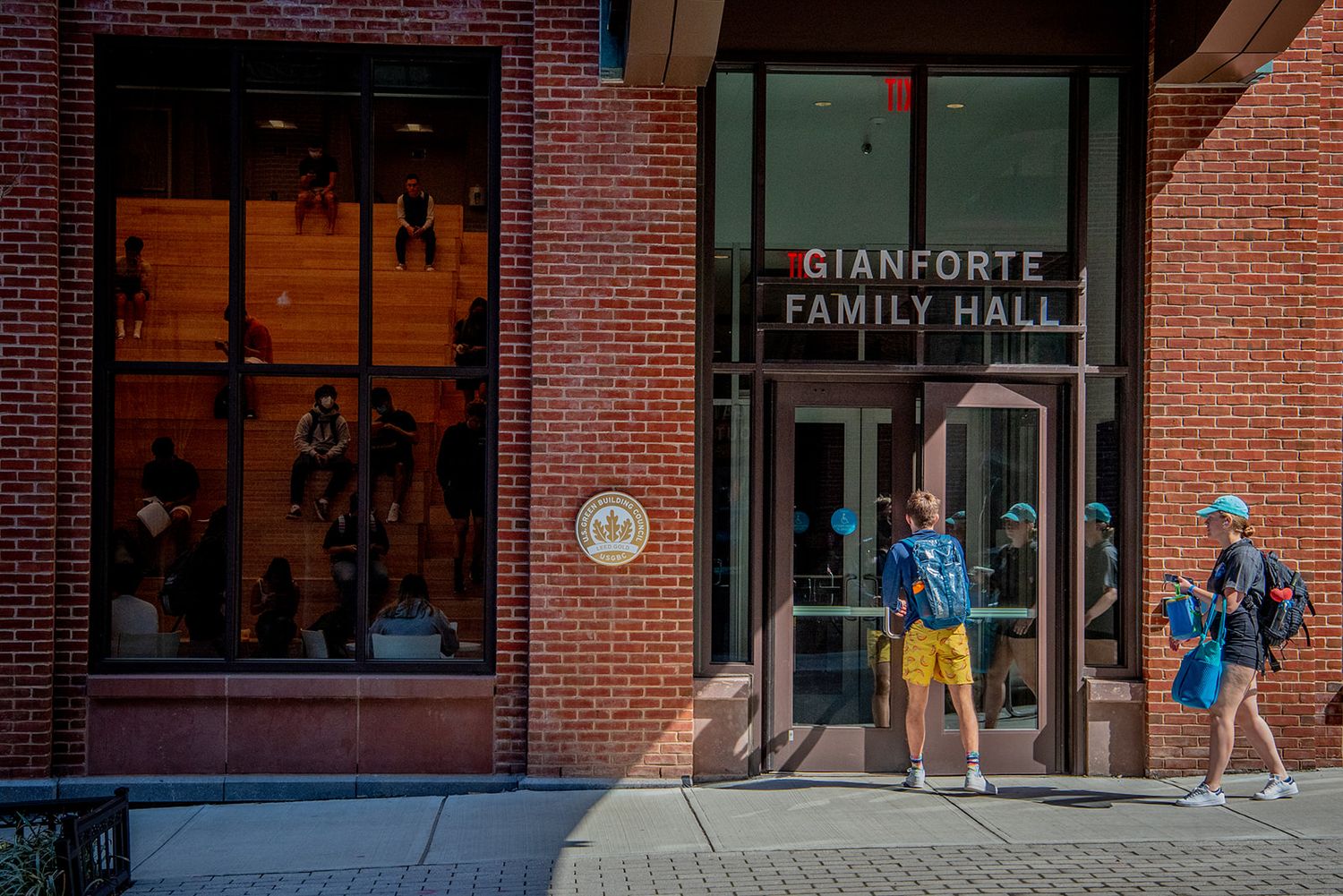 stevens institute of technology students walking HIGHER EDUCATION PHOTOGRAPHER, UNIVERSITY PHOTOGRAPHER