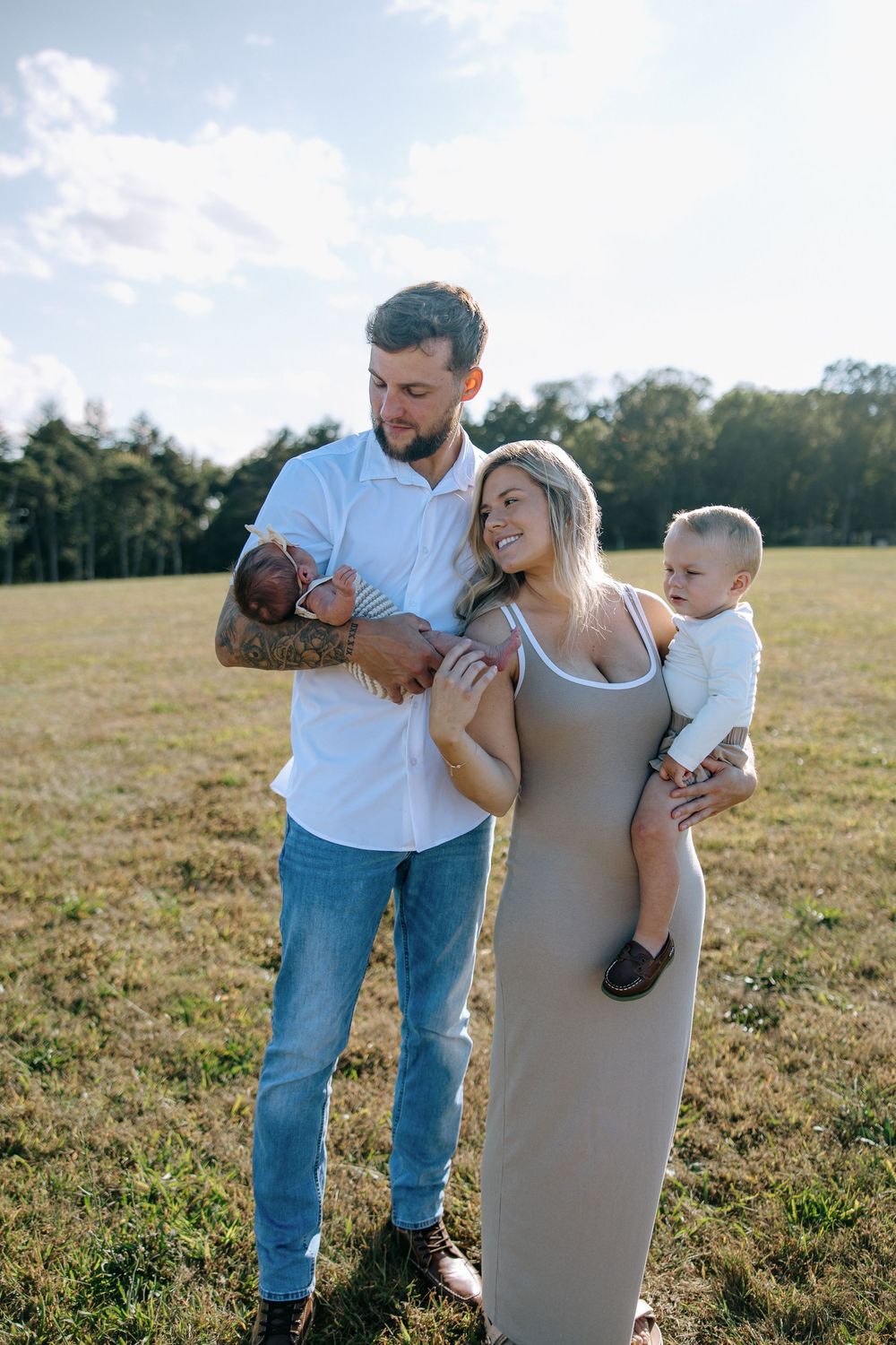 Summer family newborn photoshoot