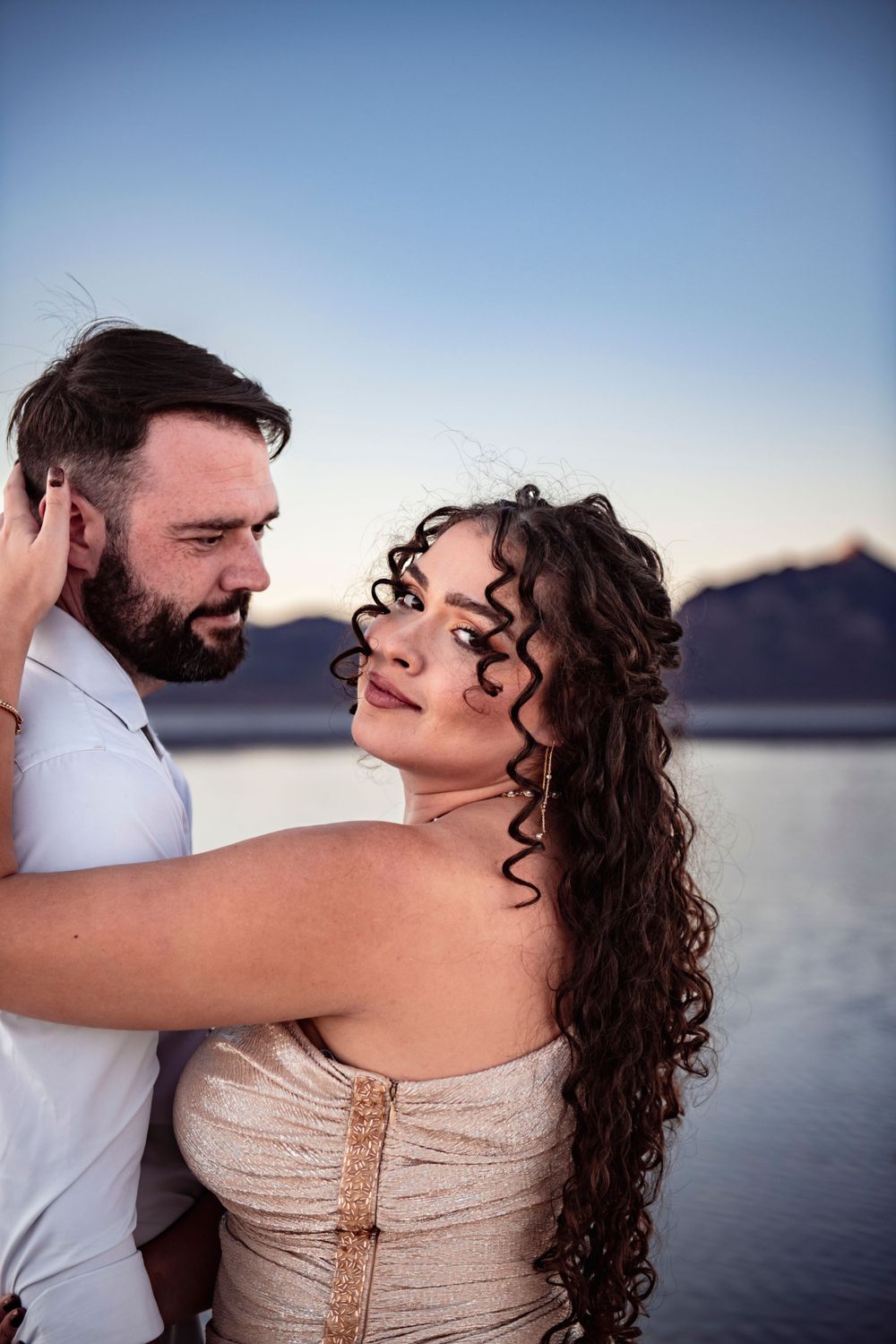Engagement Session at Salt Flats in Utah. Salt Flats engagement session by Leah Thompson, Poulsbo Wedding Photographer