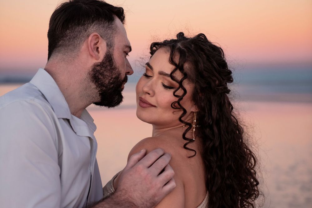 Engagement Session at Salt Flats in Utah. Salt Flats engagement session by Leah Thompson, Poulsbo Wedding Photographer