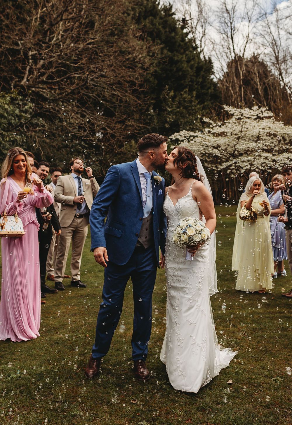 The Old Vicarage, Country House Wedding, Bubble Confetti, Christchurch Wedding Photographer