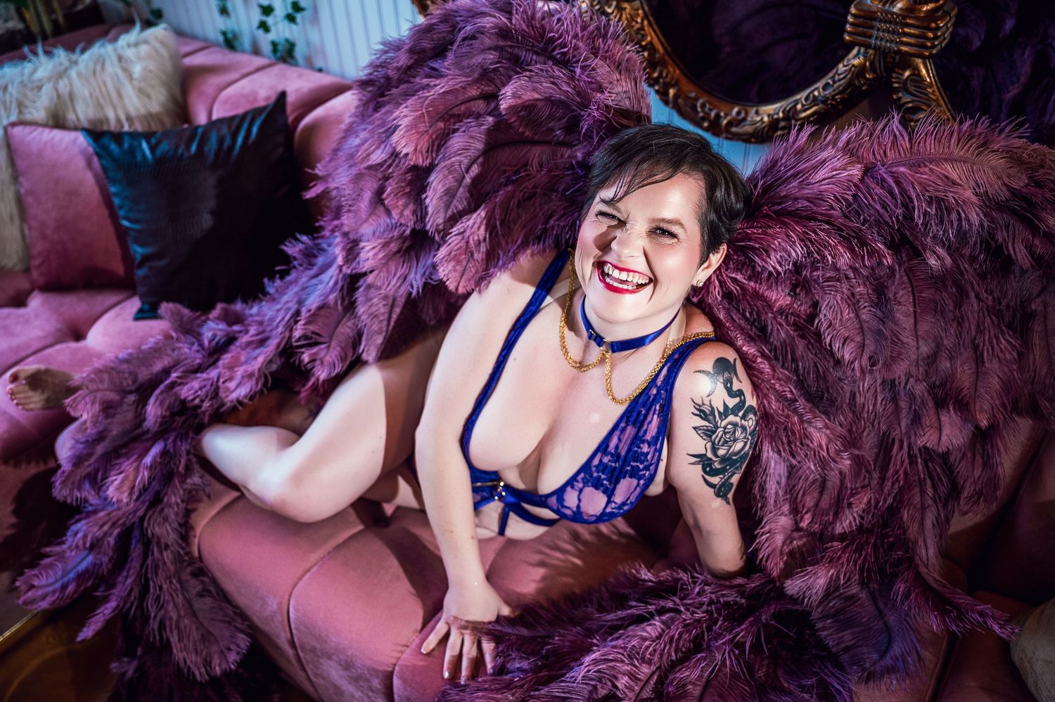 Vintage boudoir photography session evoking old Hollywood glamour - Boudies by Katie May Clicks