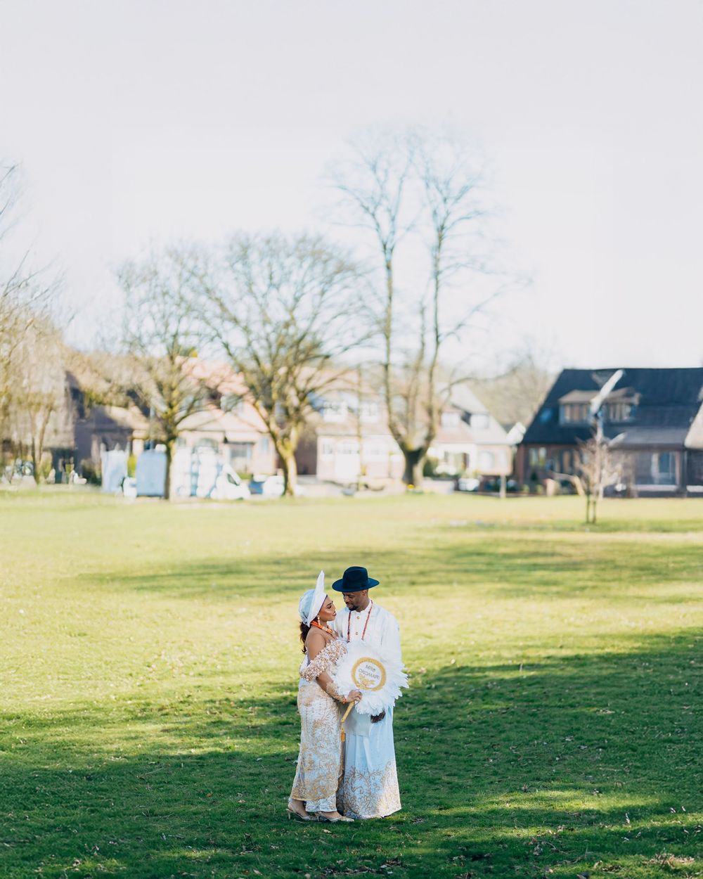 Wedding portraits, couples, white wedding.