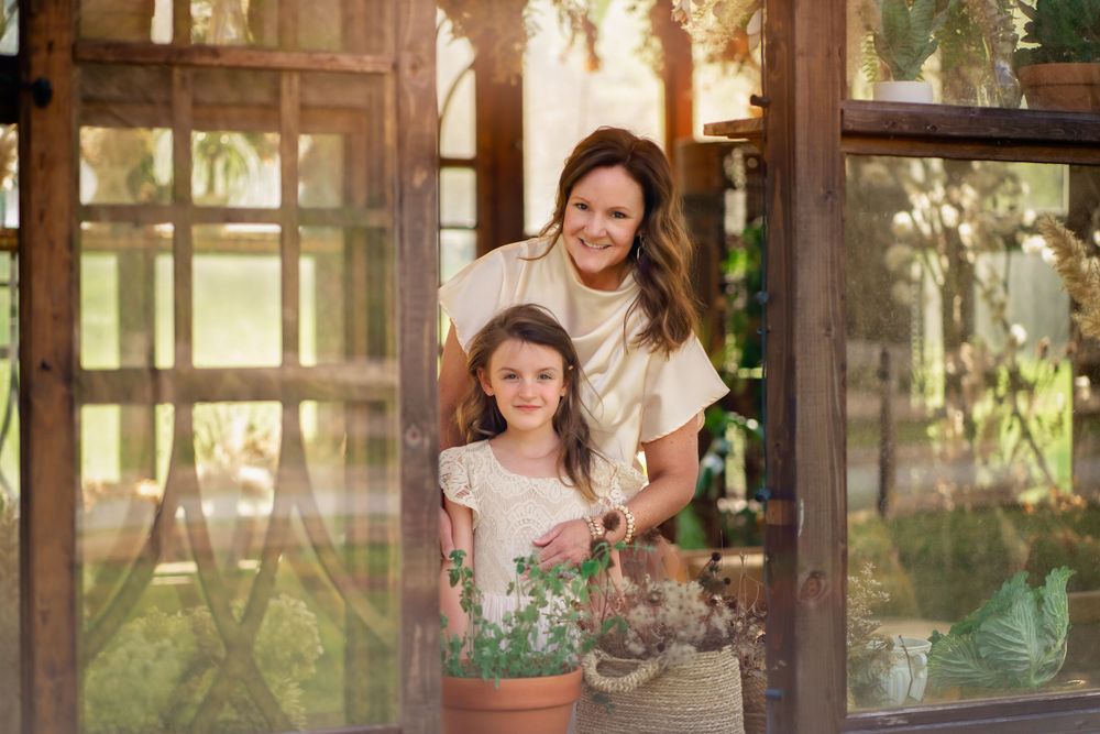Photo by Lena Watson Photography in Spring Hill, TN. Family, children, senior and dog photo sessions in Middle TN.