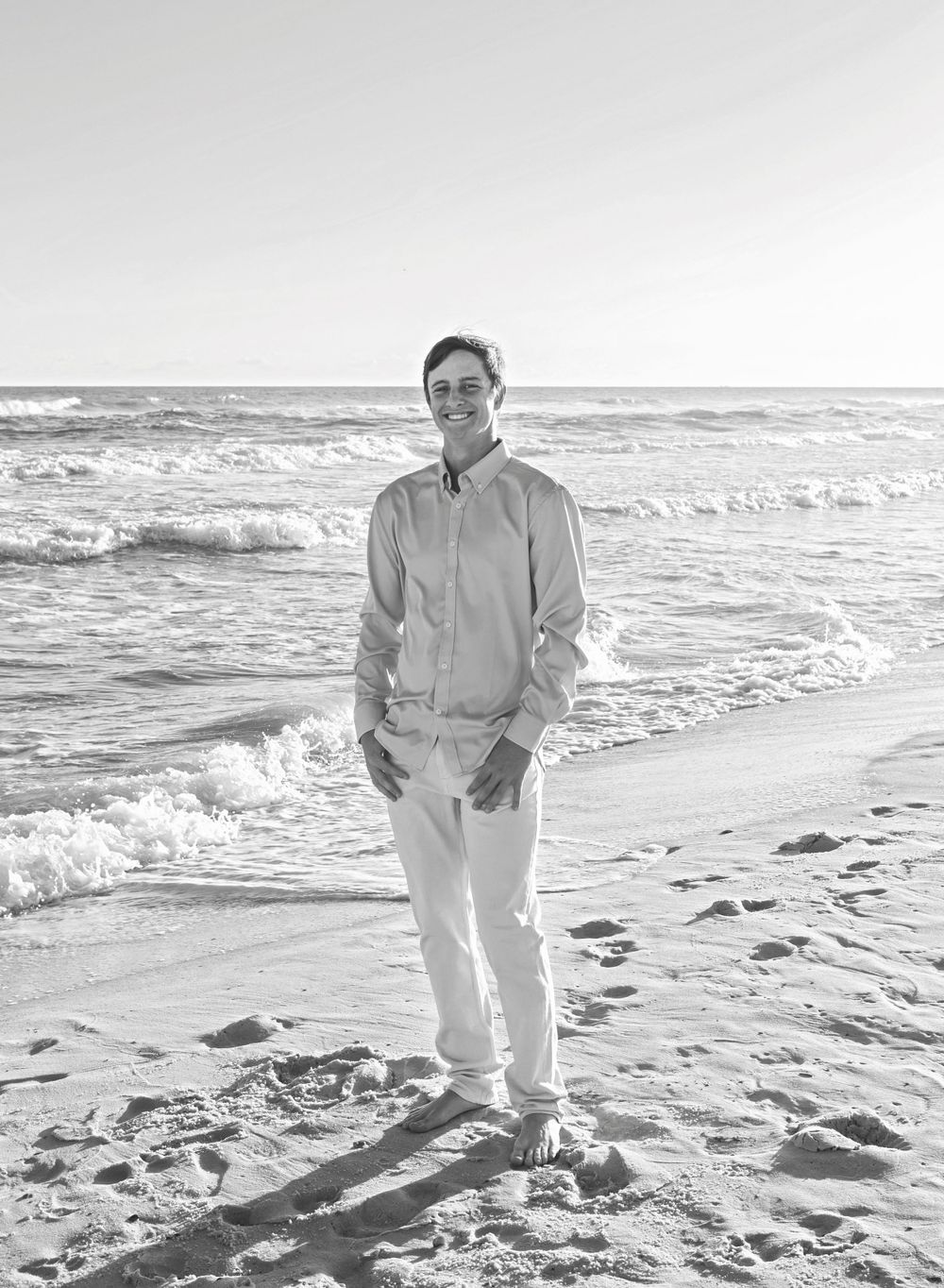 gulf shores high school senior portrait photographer, gulf shores beach senior portrait photographer, gulf shores black and white photograph