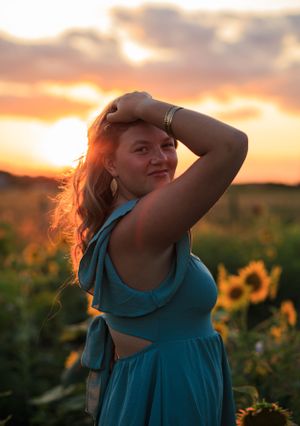 Sunset sunflower senior session.