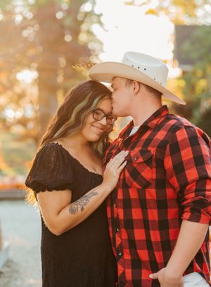Sunset couples session in the fall.