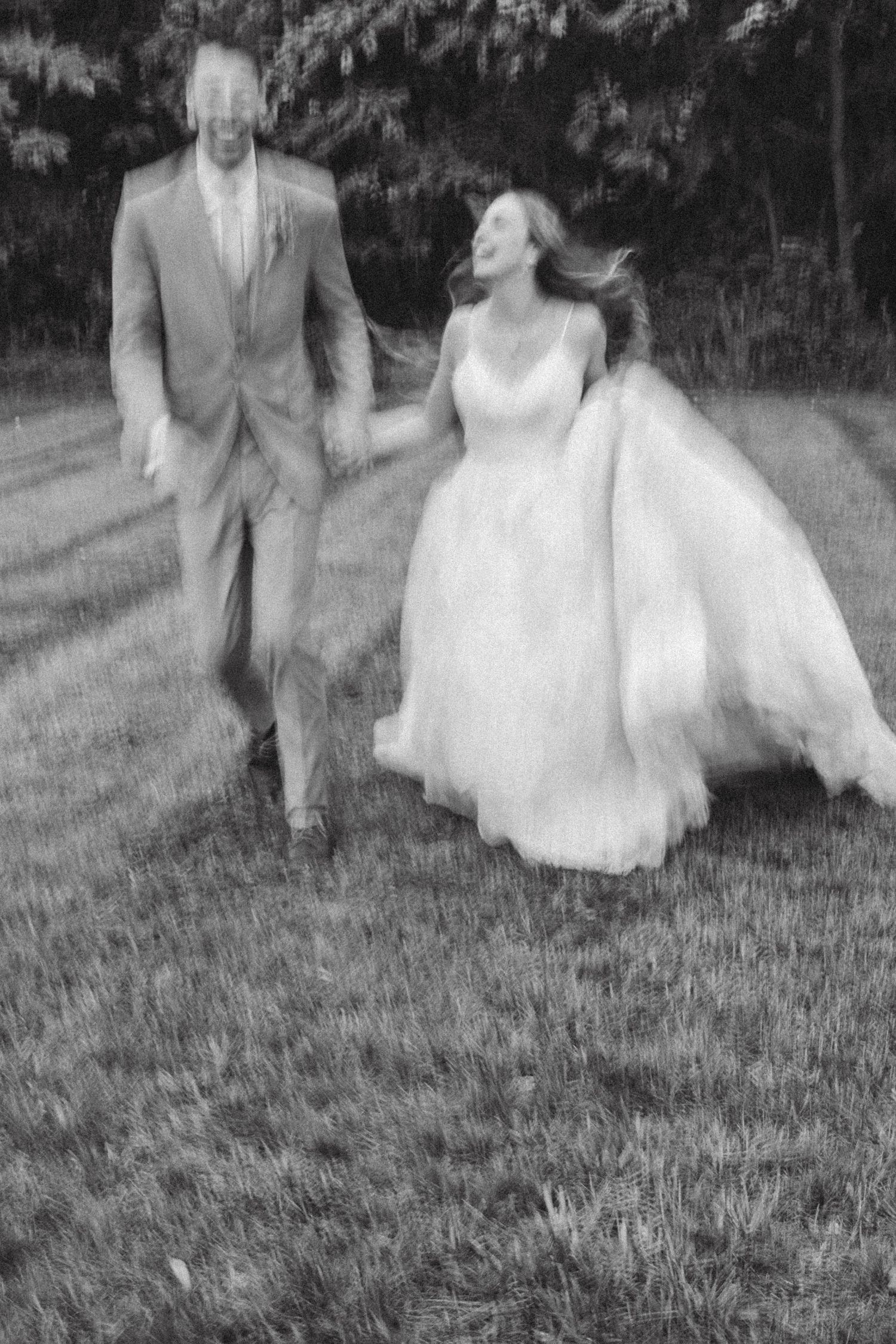 Wedding Photographer, Engagement photographer, Family photographer & Headshot Photography in Maryland, DC & Virginia